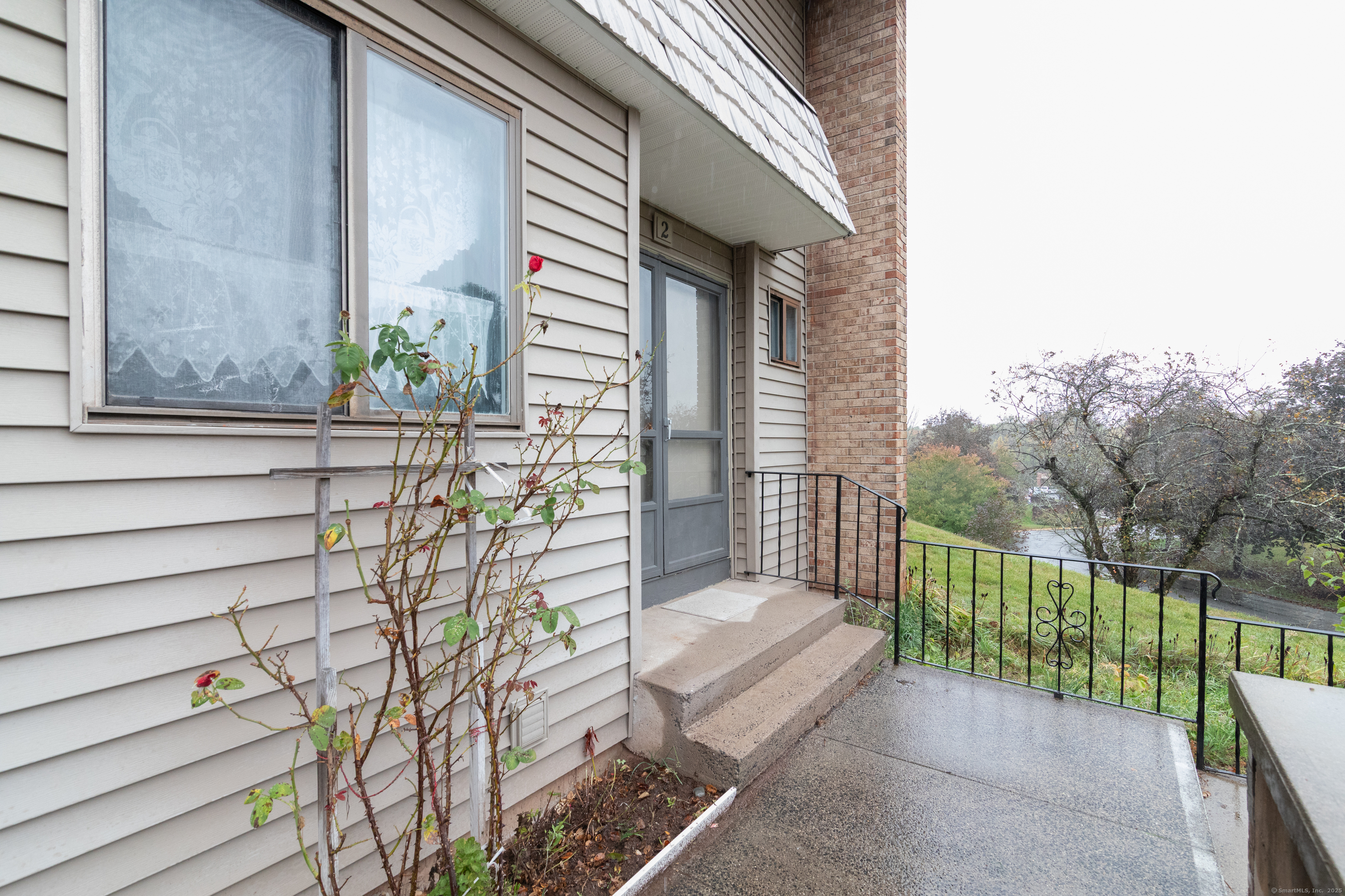 2 Briar Court 2