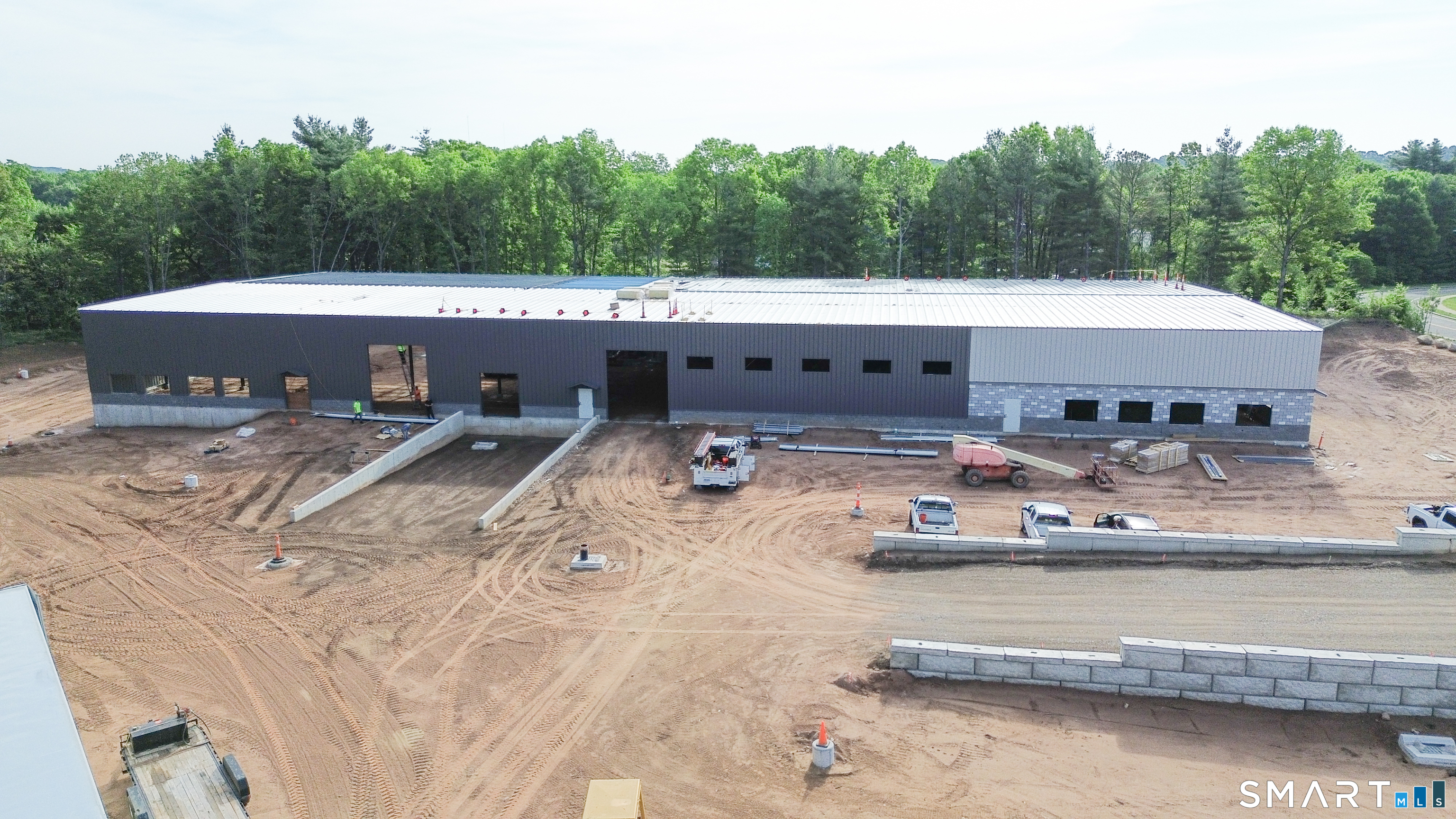 135 Business Park Drive