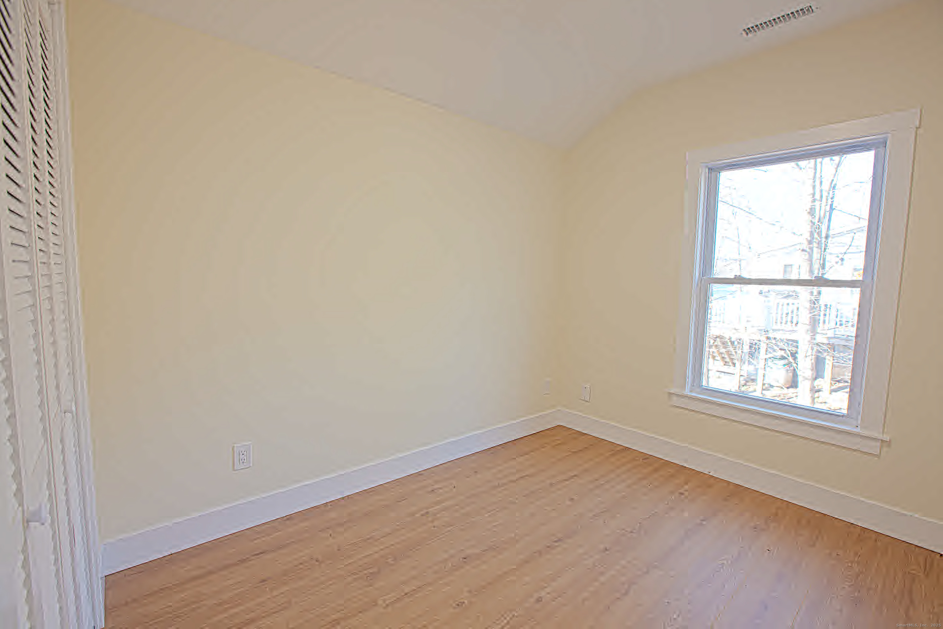 145 Lakeview Drive