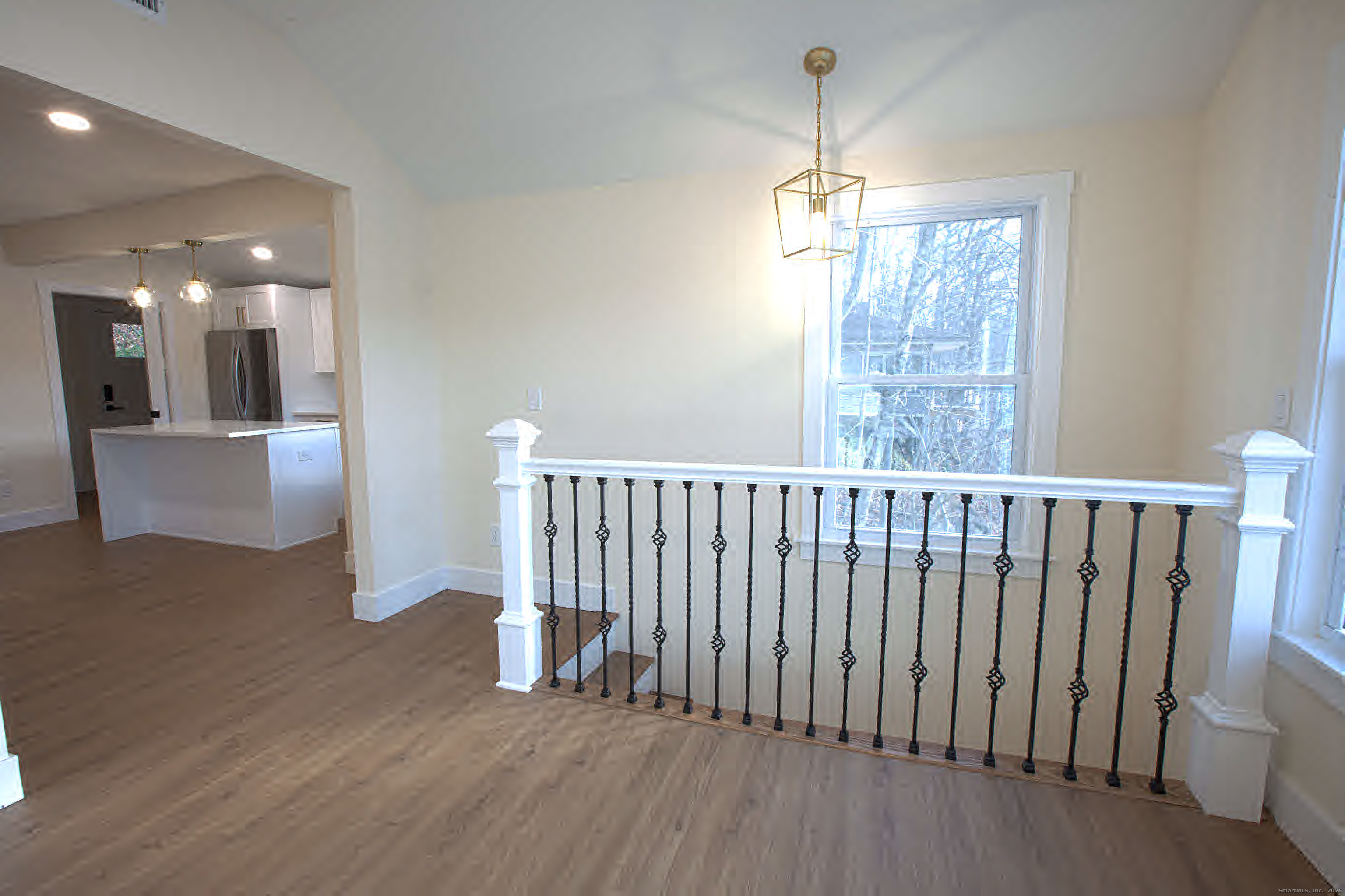 145 Lakeview Drive
