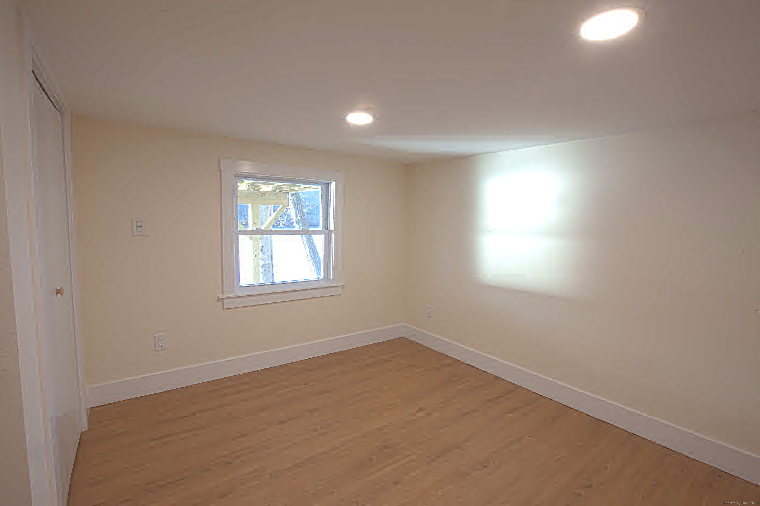145 Lakeview Drive