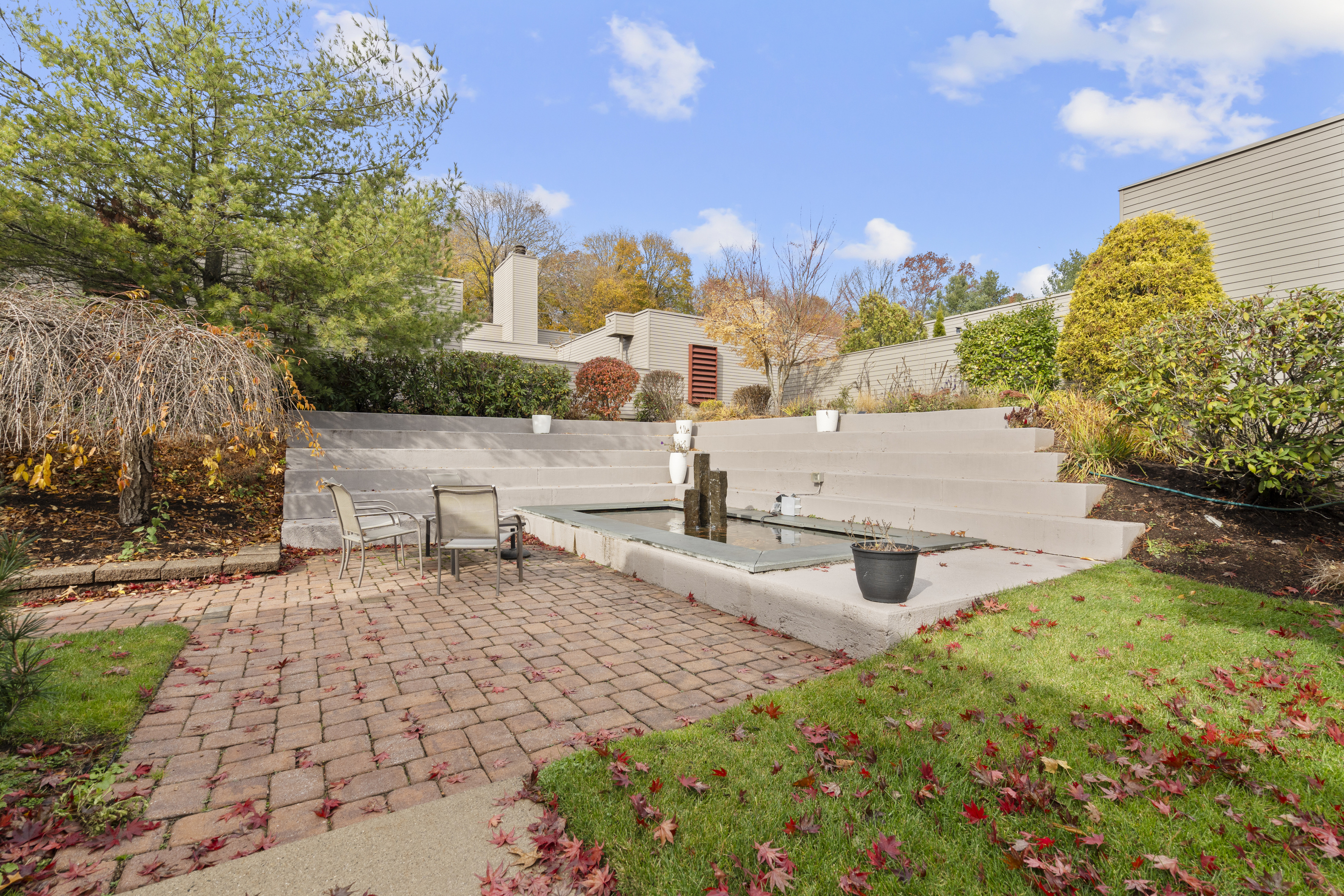 51 Charlton Hill Road 51
