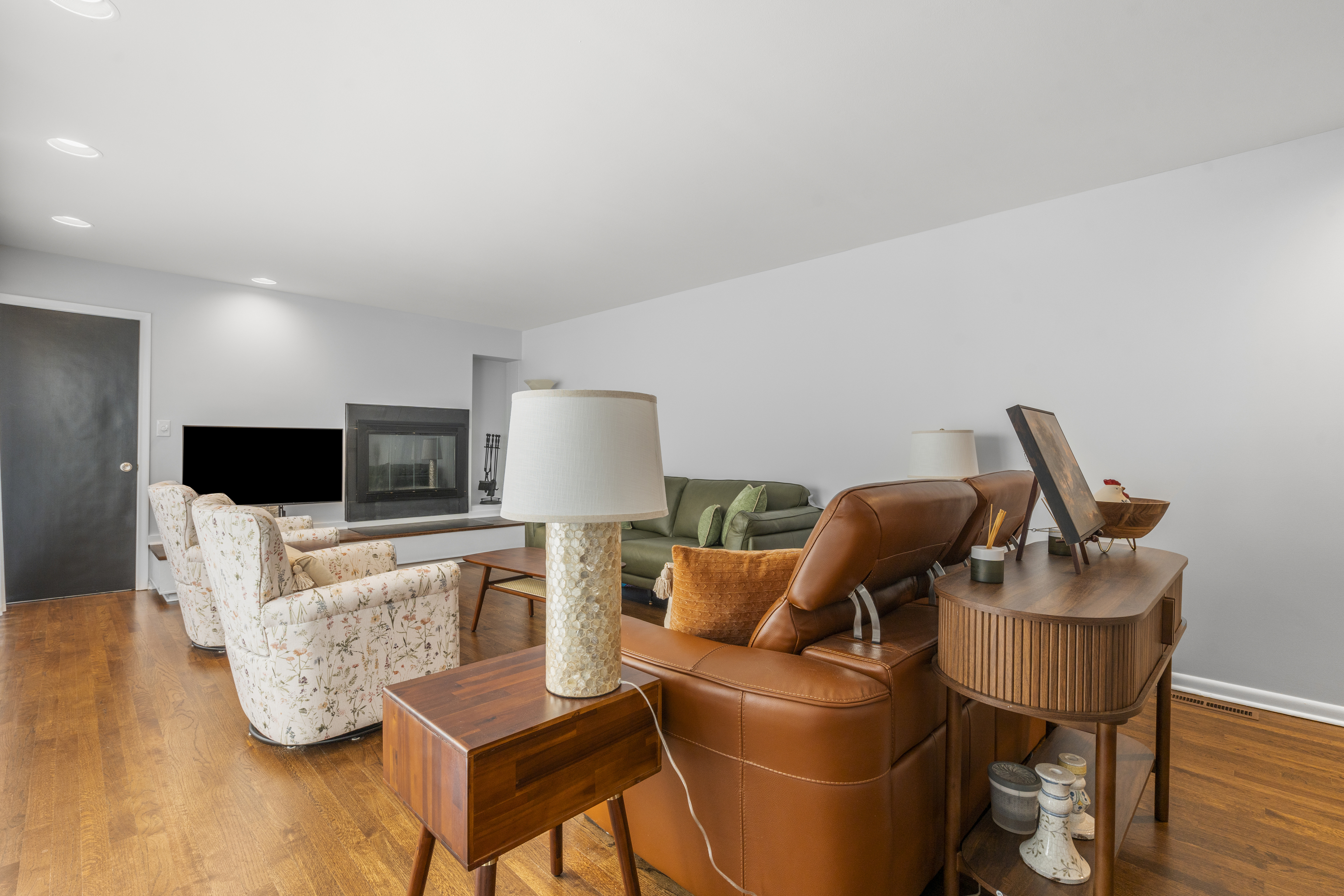 51 Charlton Hill Road 51