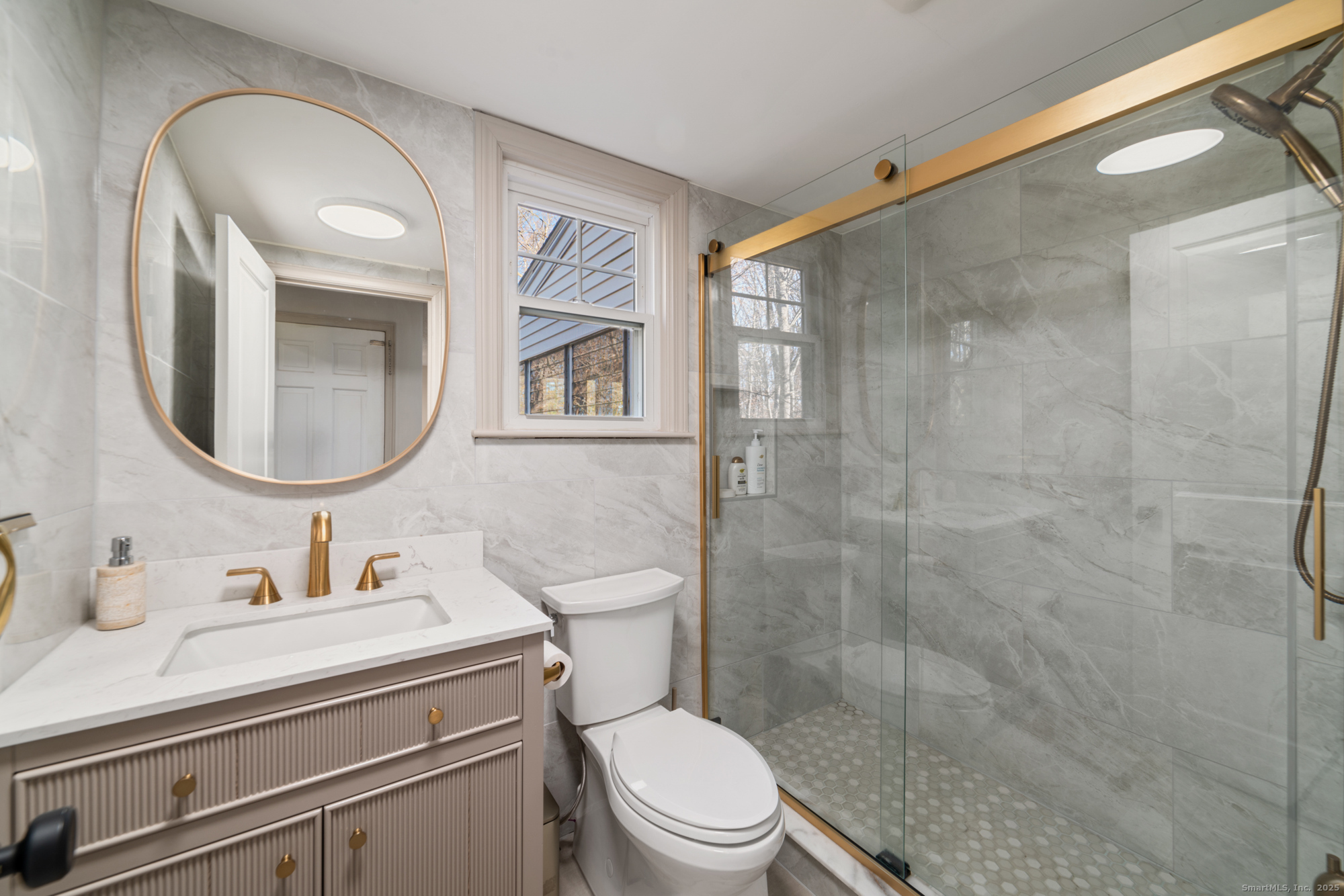 23 Ledyard Road