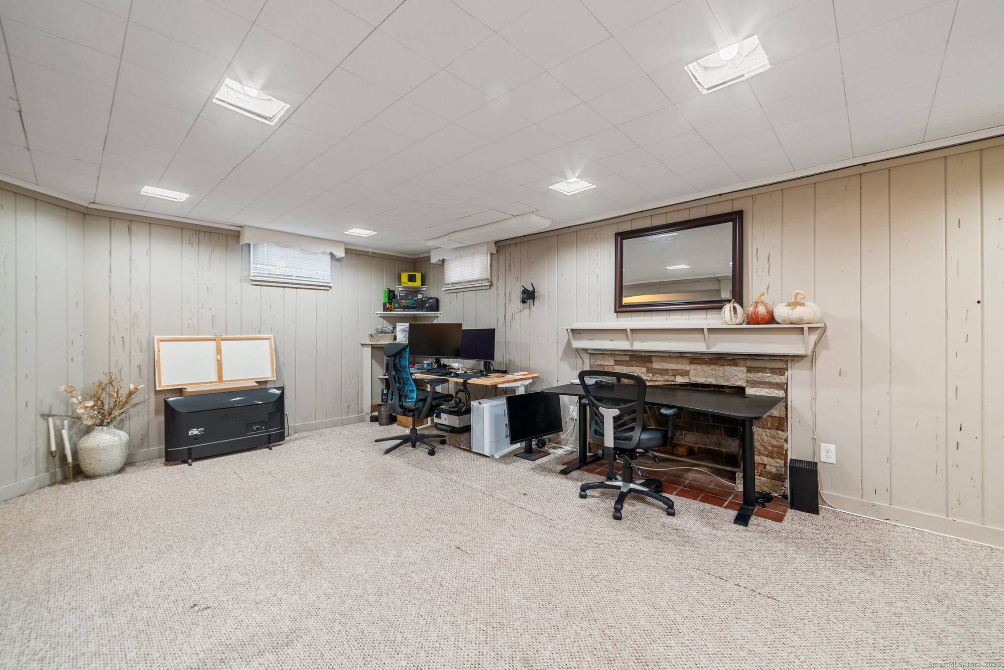 23 Ledyard Road