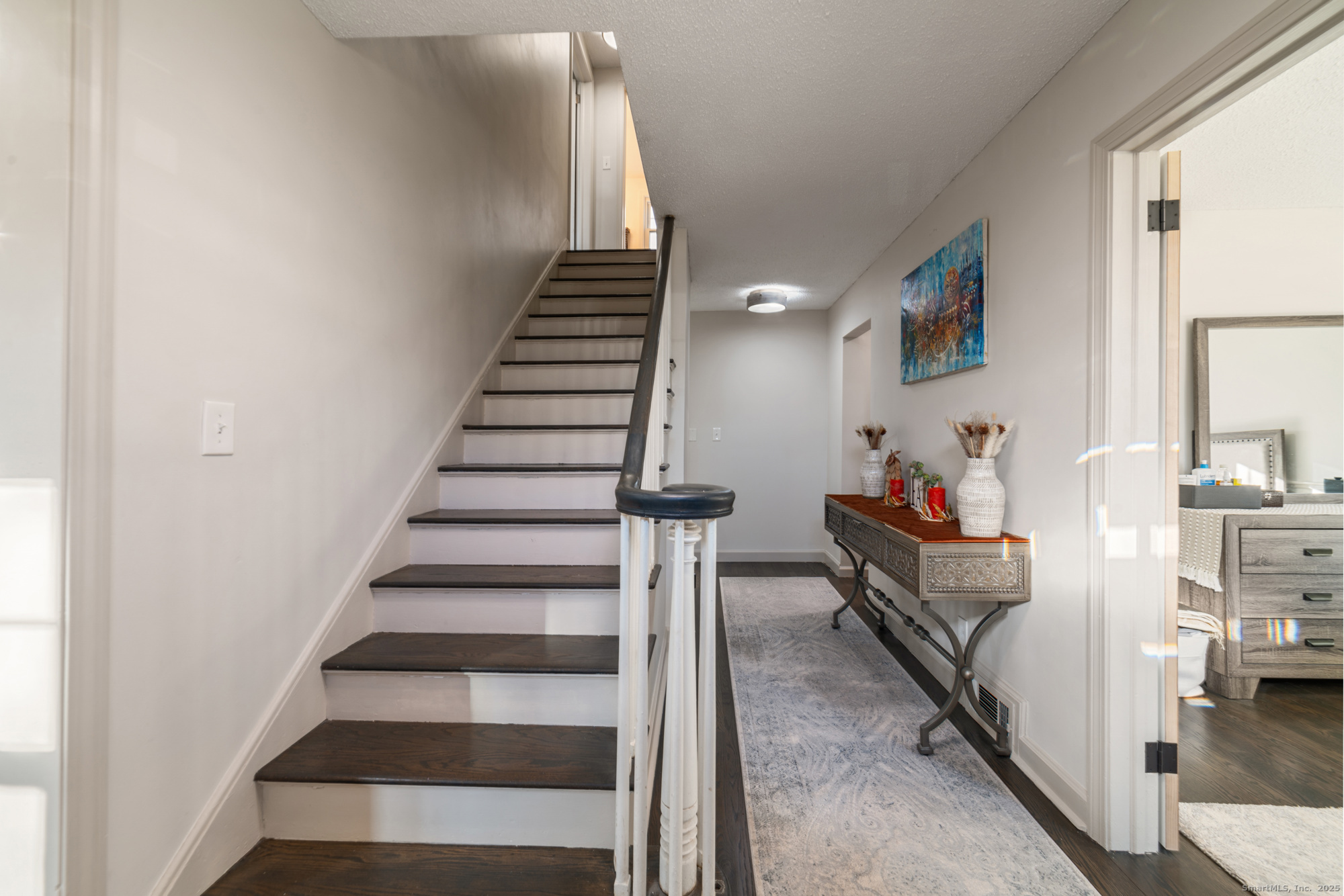 23 Ledyard Road