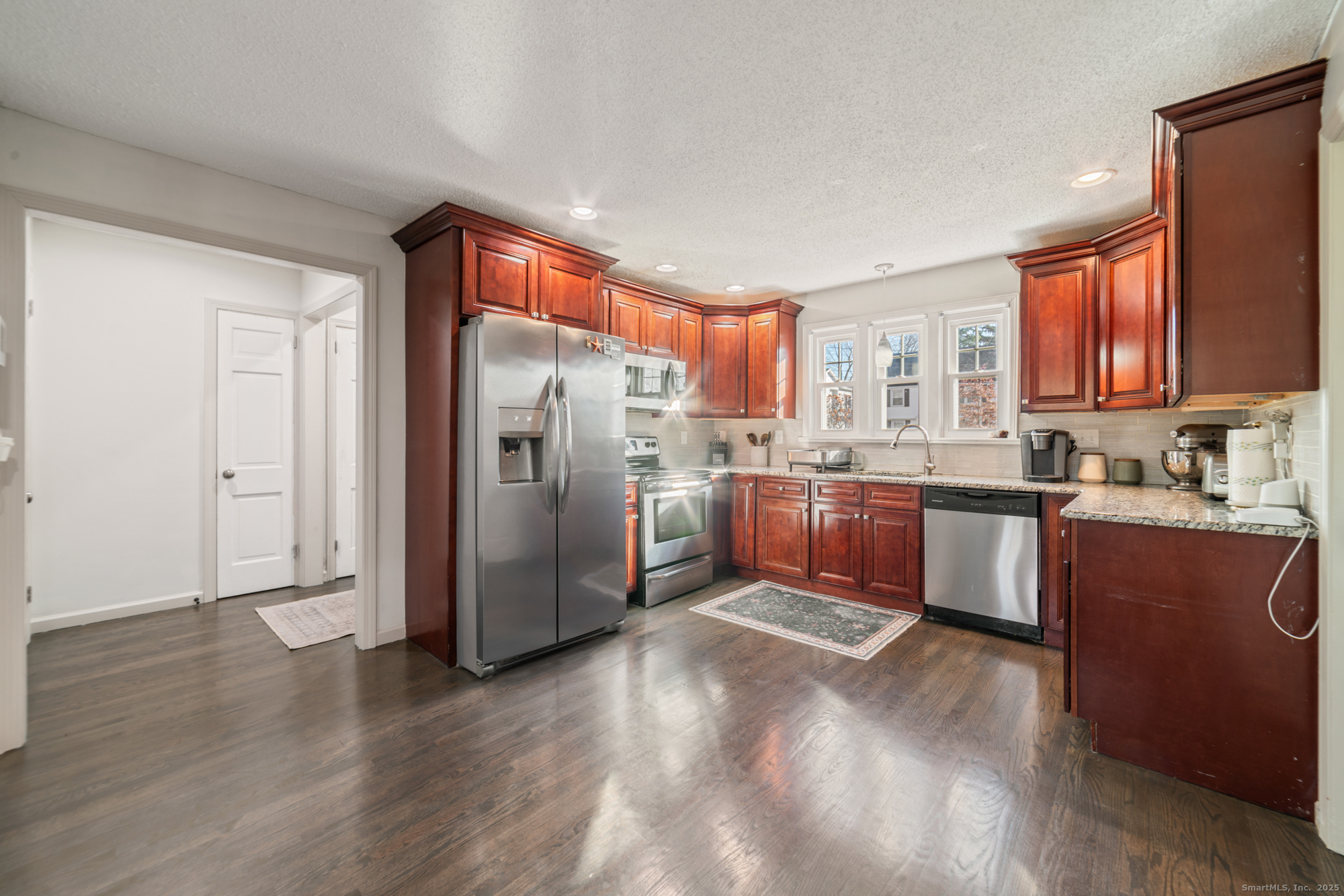 23 Ledyard Road