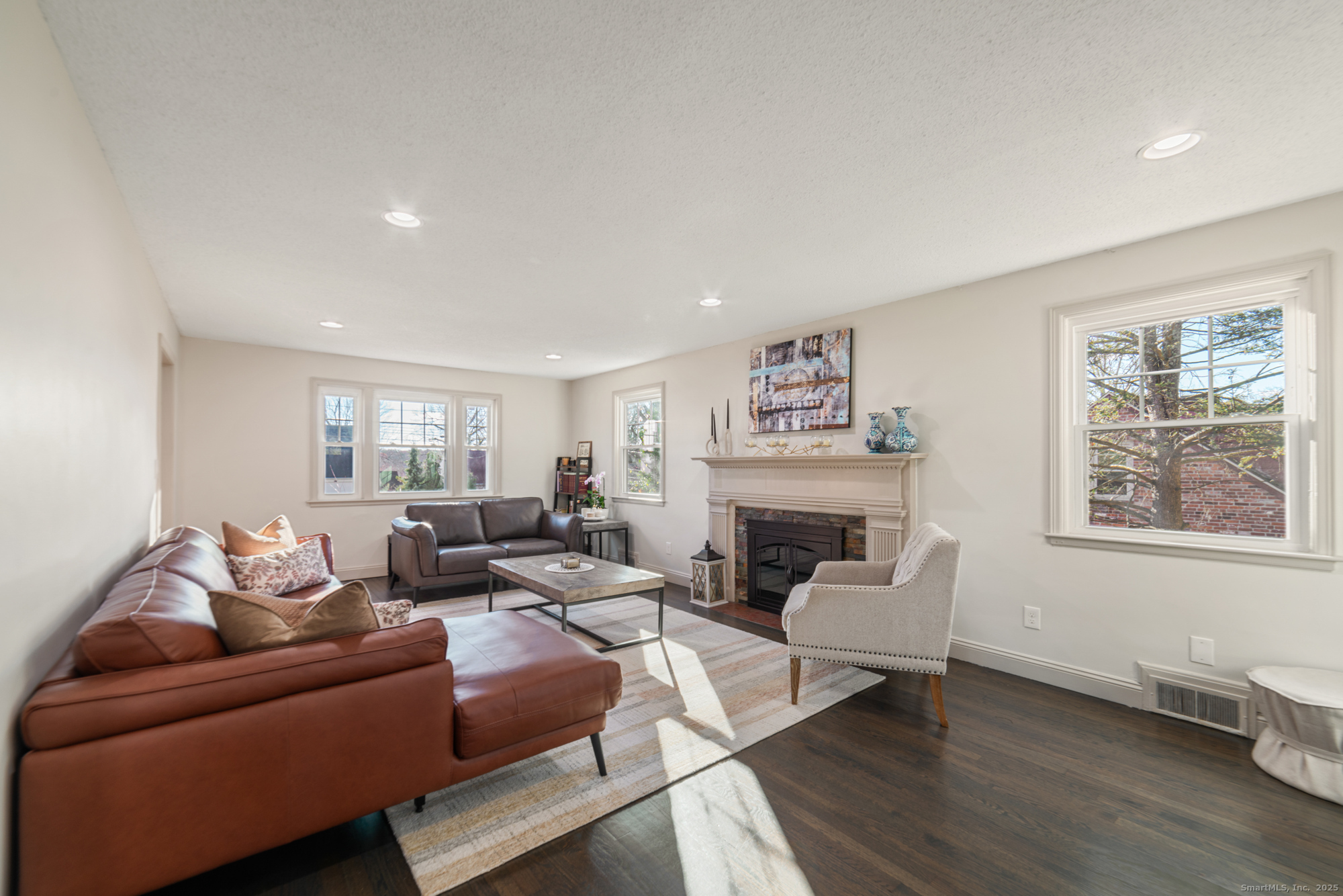 23 Ledyard Road