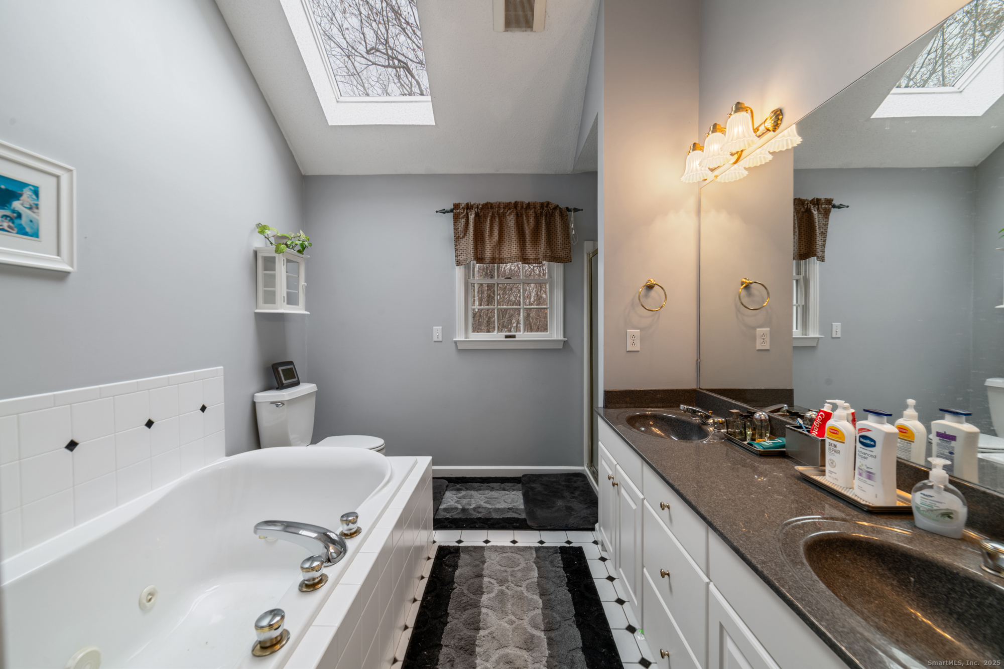 116 Larkspur Lane