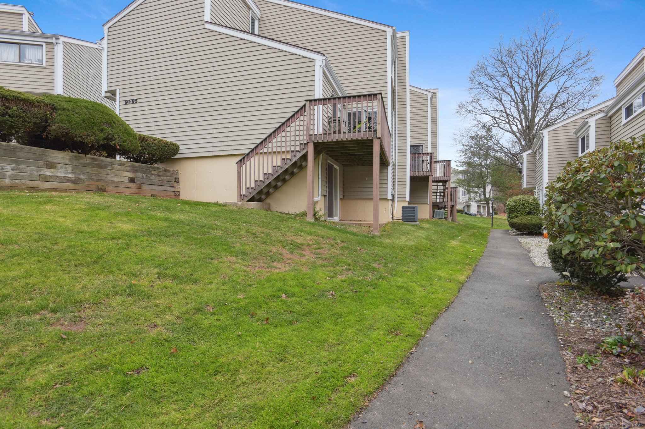 95 Monticello Drive 95