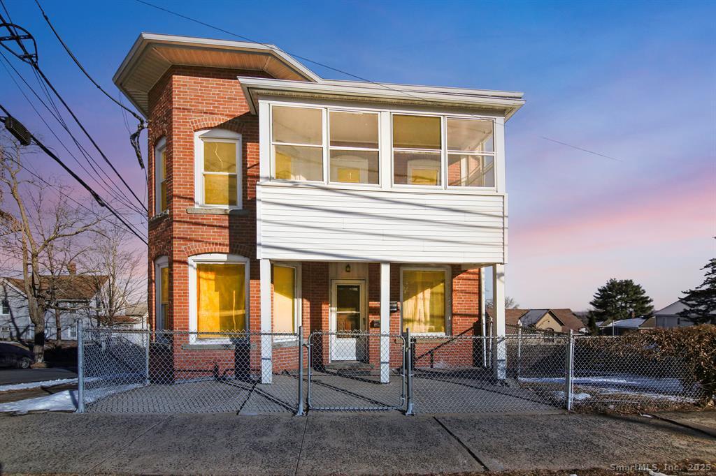 527 Burritt Street