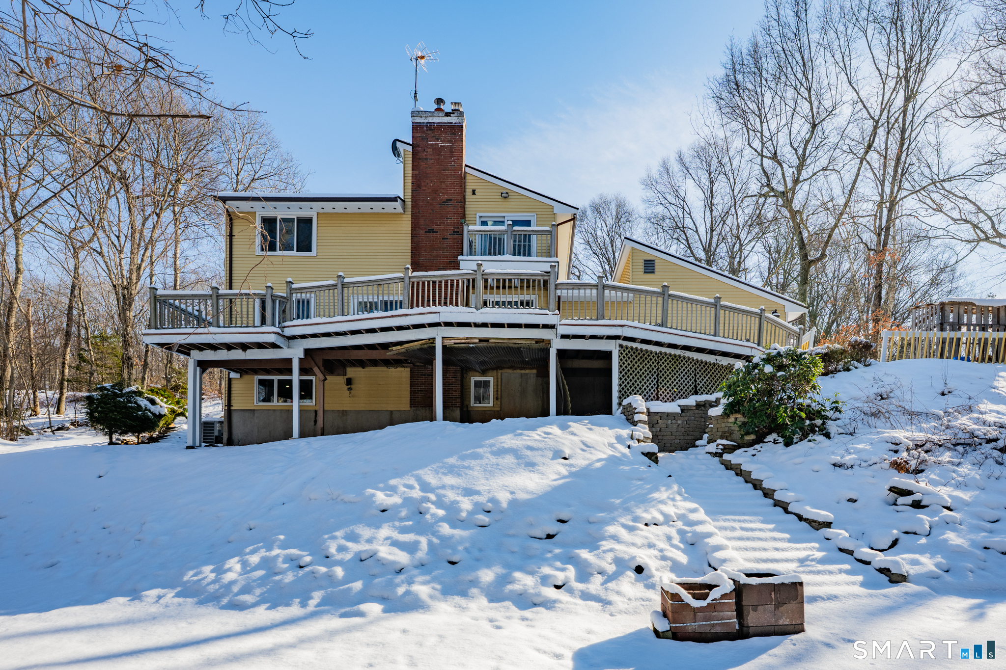 80 Mount Sumner Drive