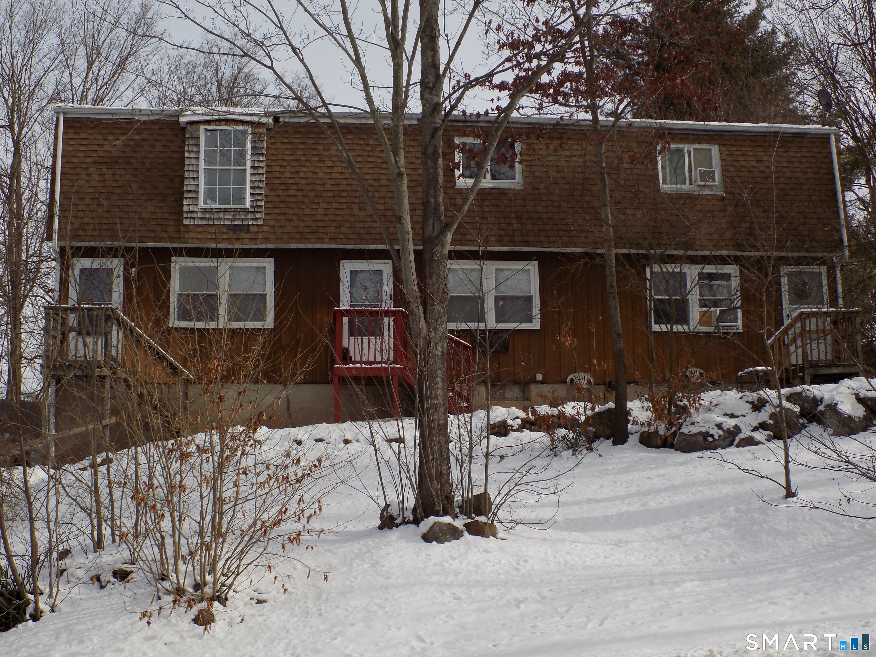 84 Glen Eagle Drive