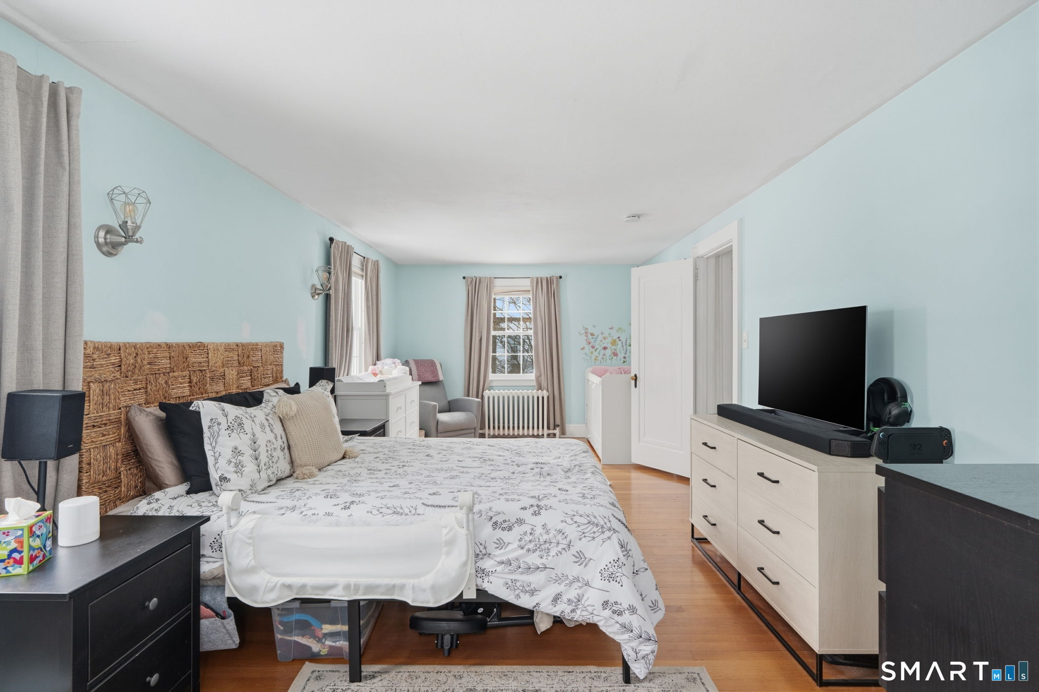 7 Ledyard Road