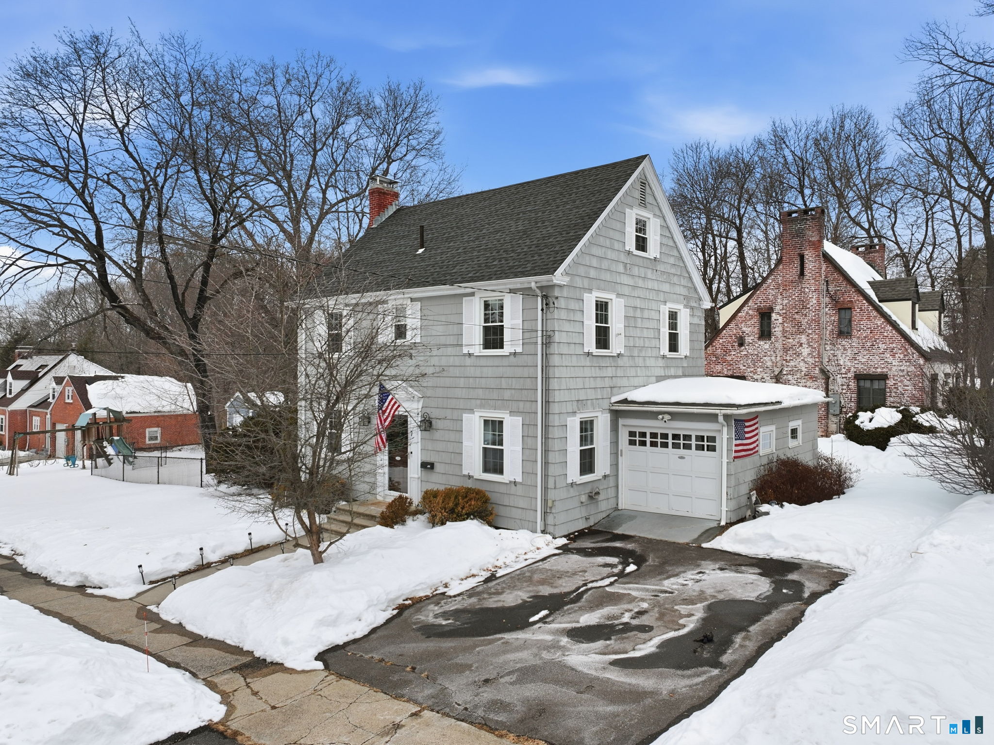 7 Ledyard Road