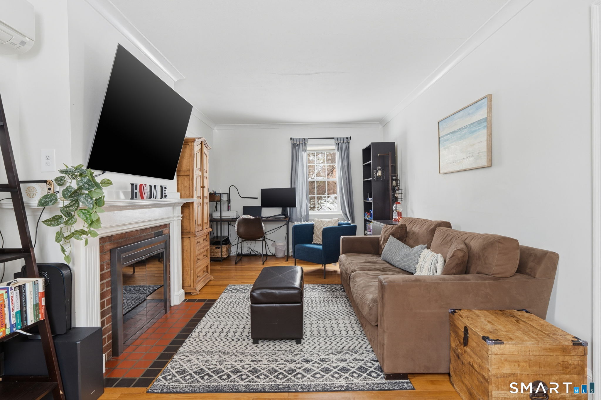 7 Ledyard Road