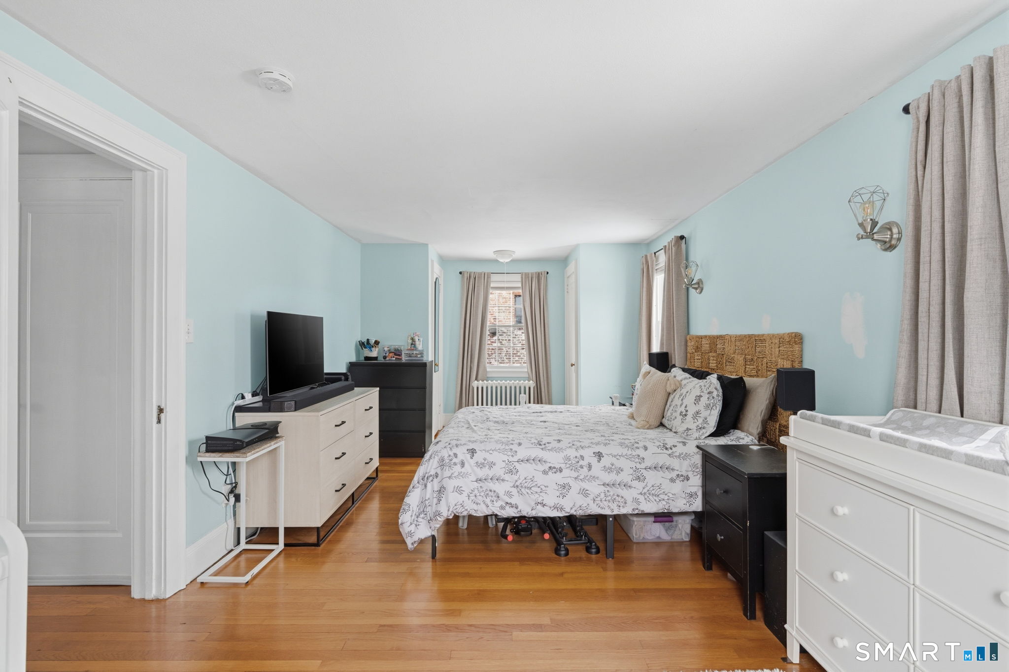 7 Ledyard Road