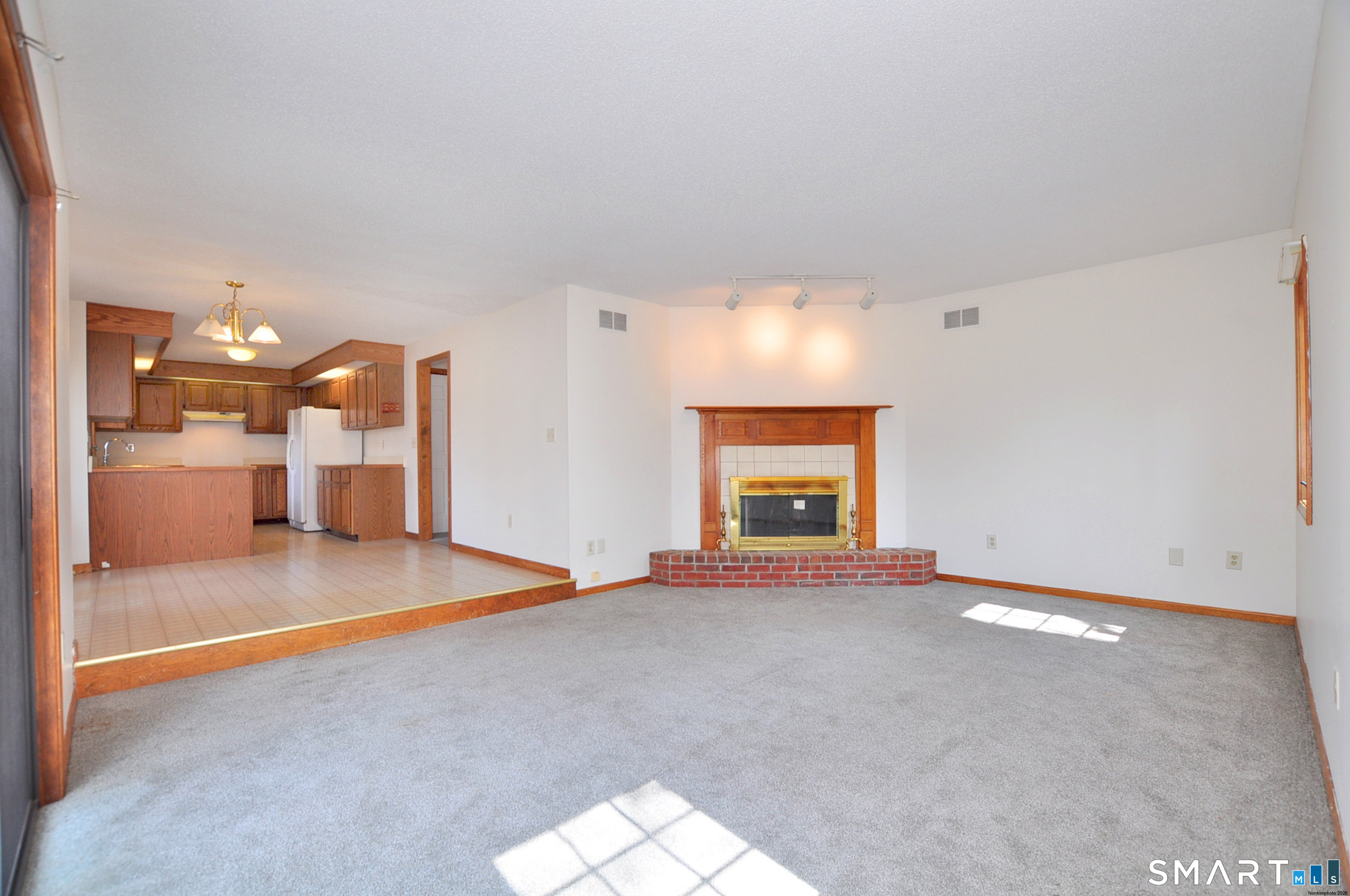 106 Rockybrook