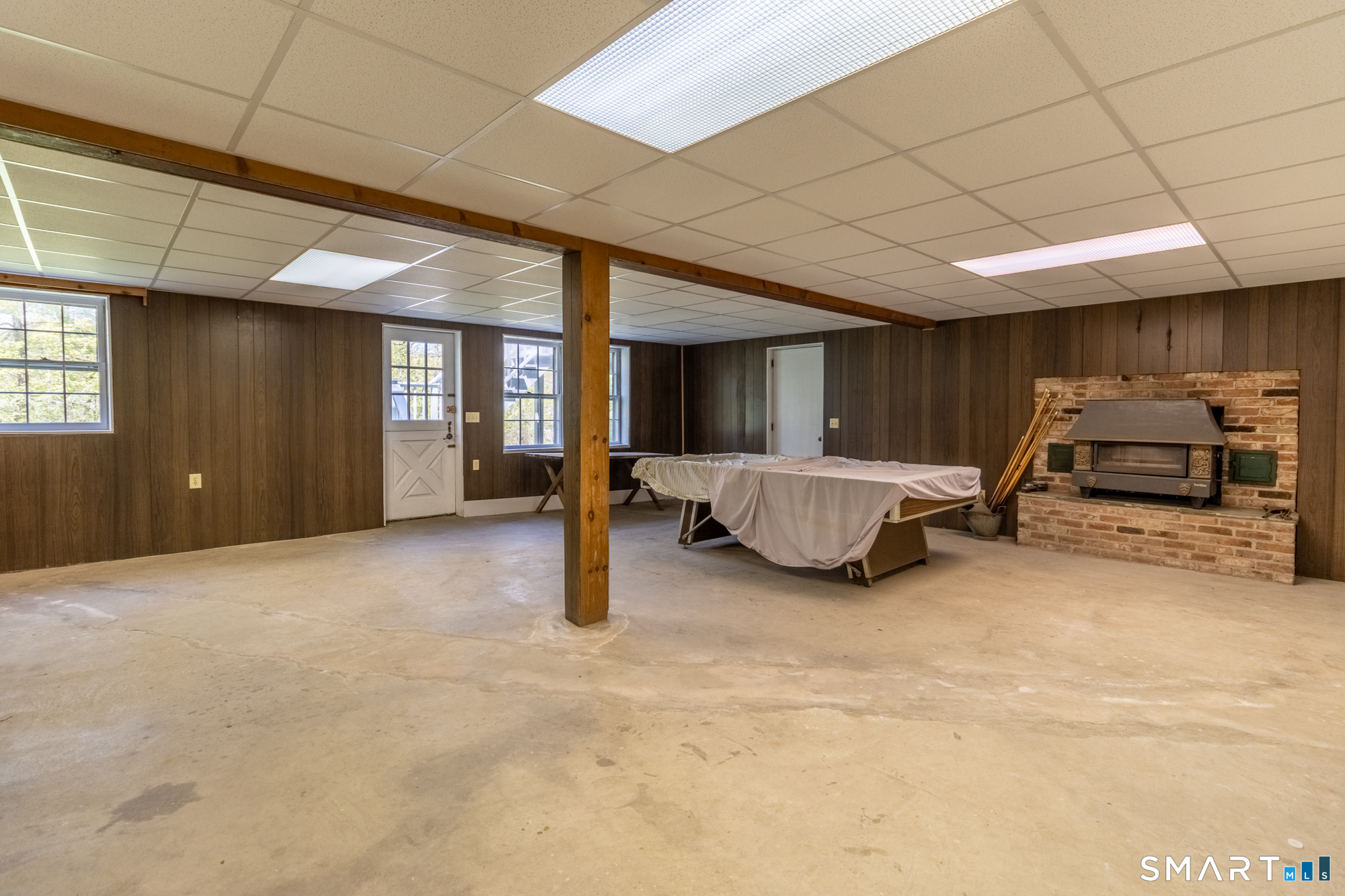 11 Hickory Lane