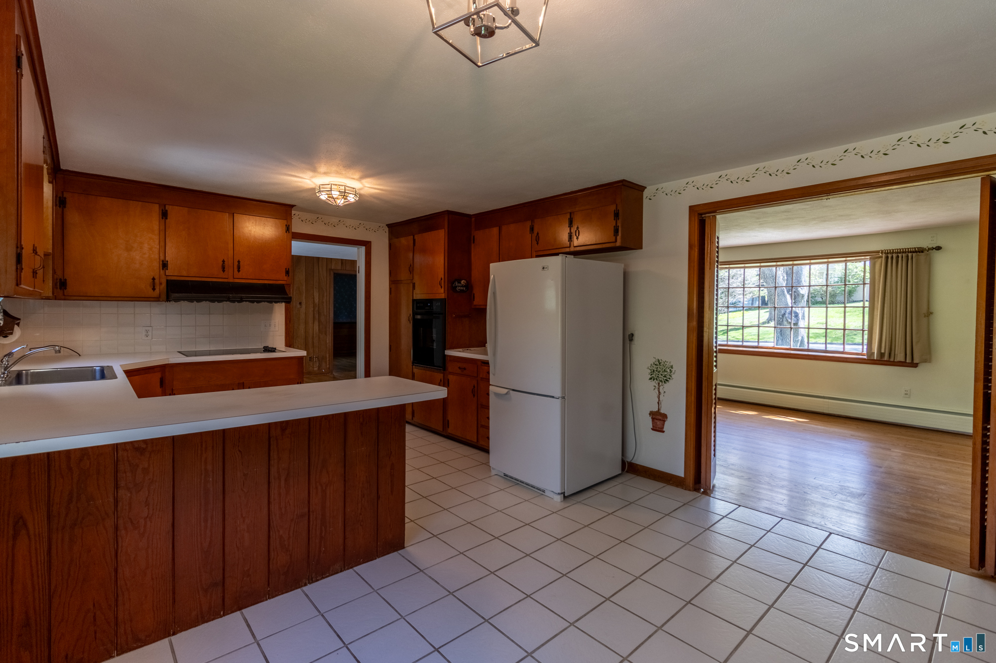 11 Hickory Lane