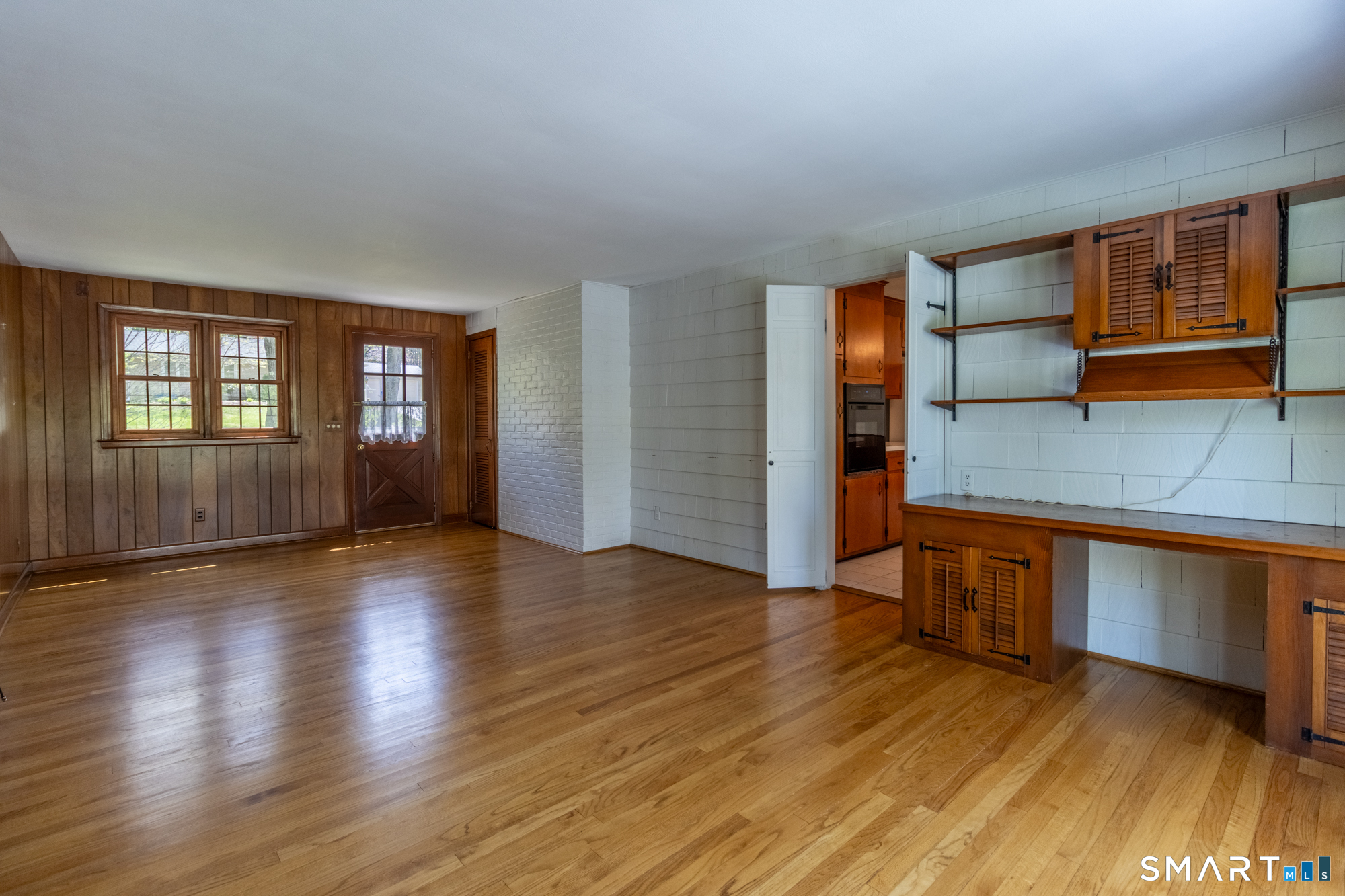 11 Hickory Lane