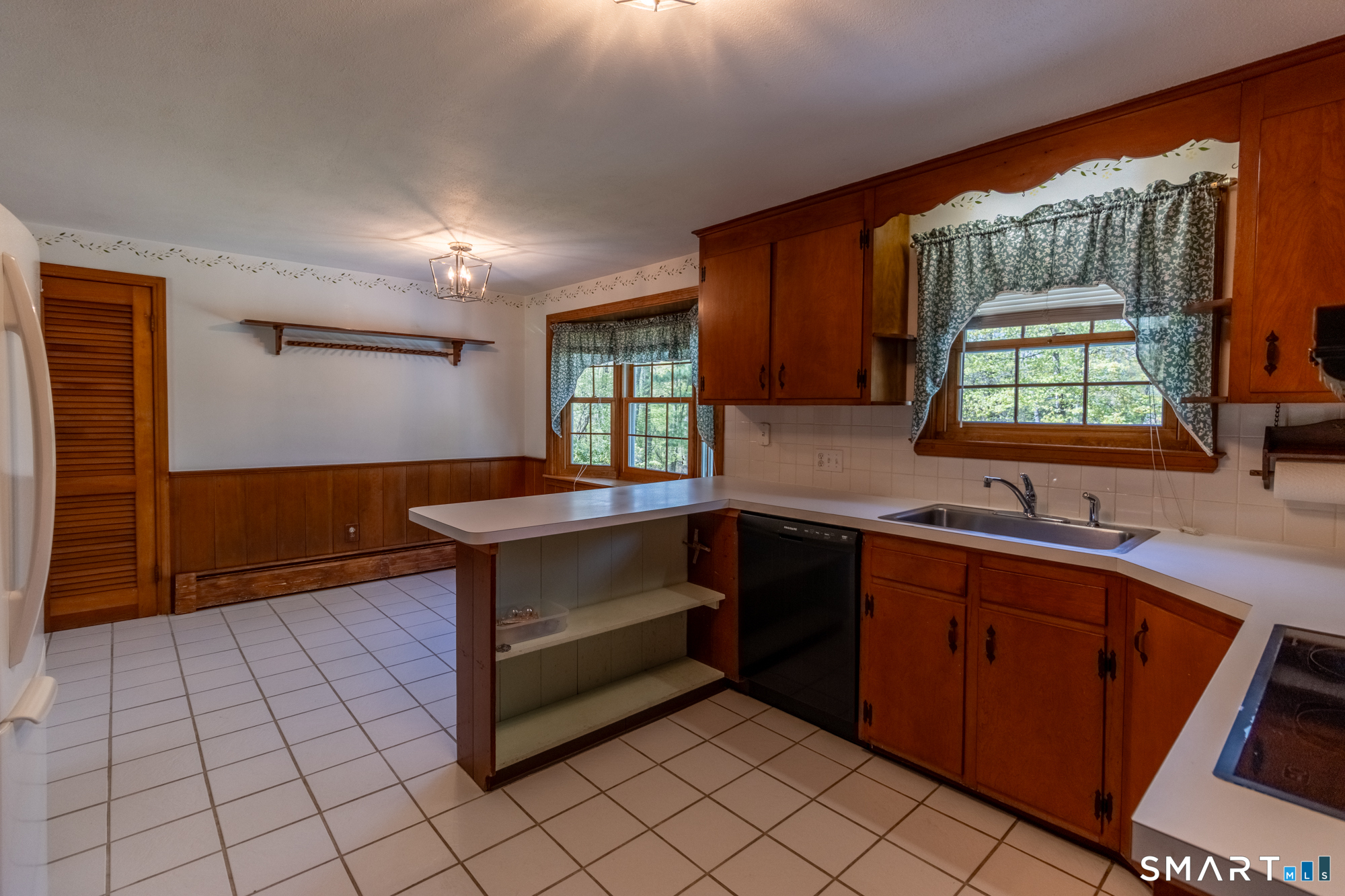 11 Hickory Lane