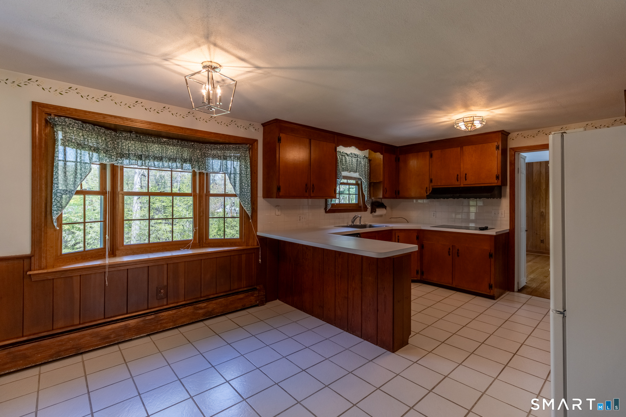 11 Hickory Lane