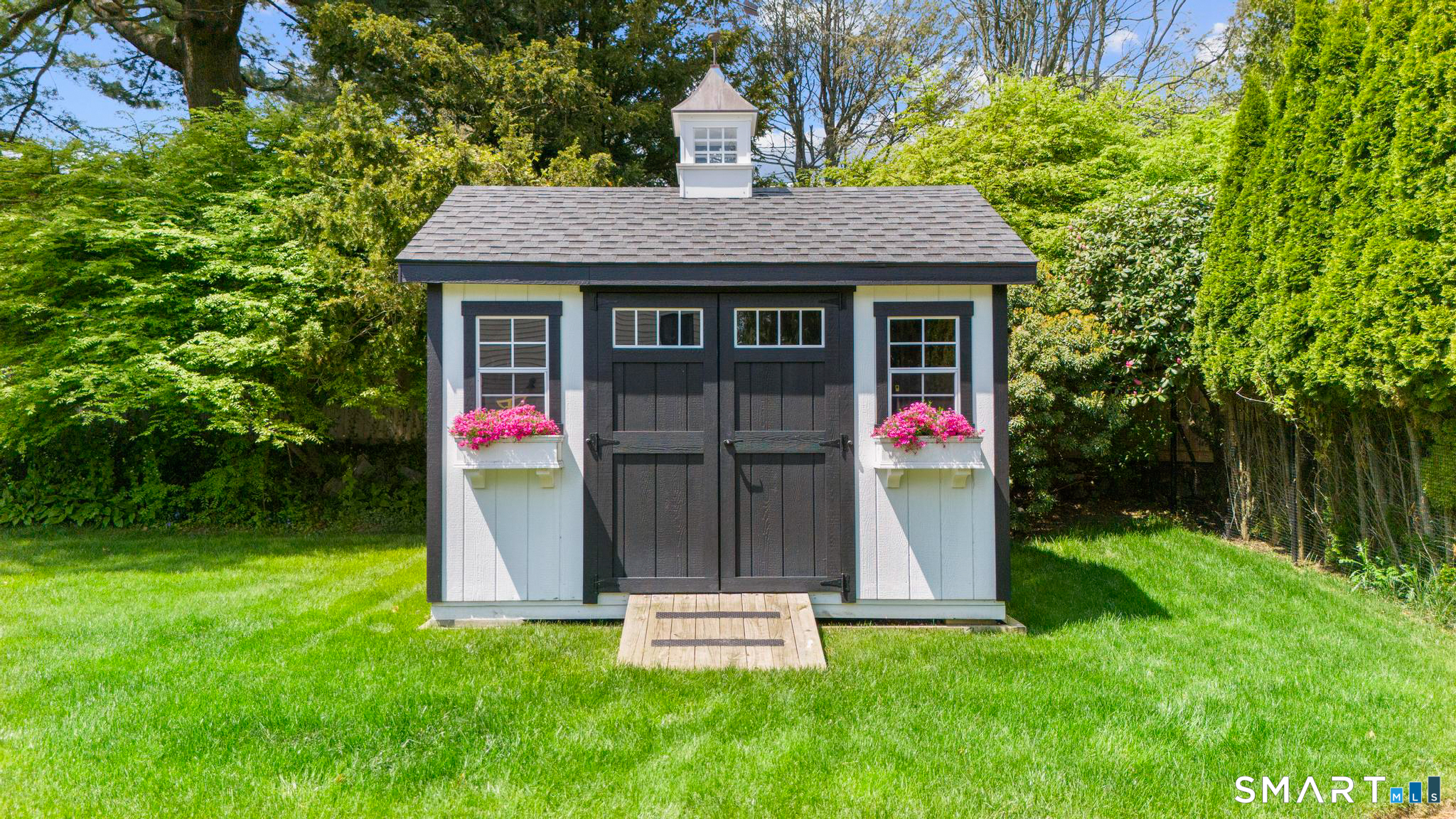 82 Lee Drive