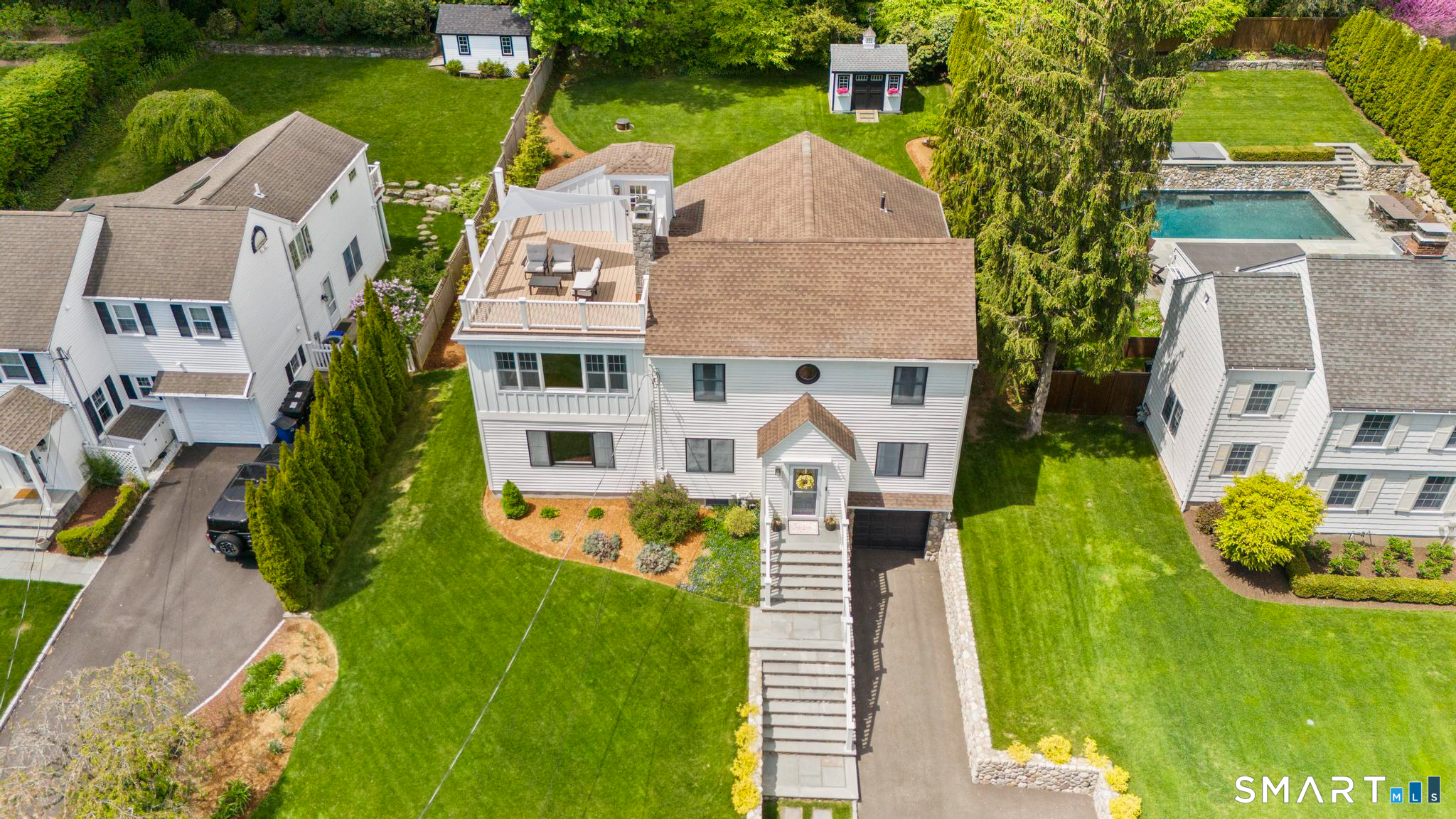82 Lee Drive