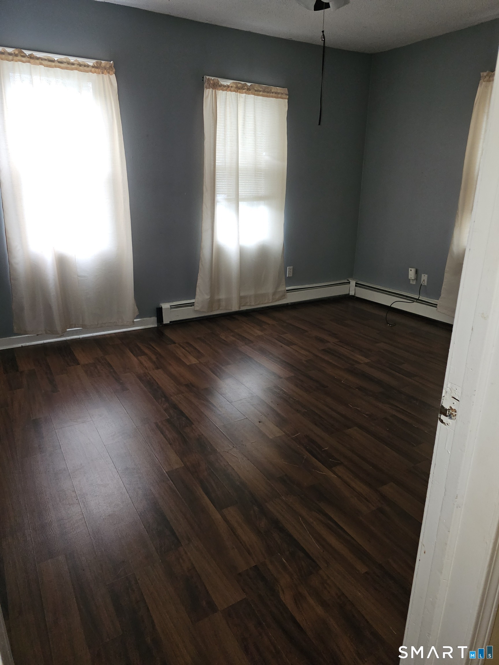 137 Pleasant Street
