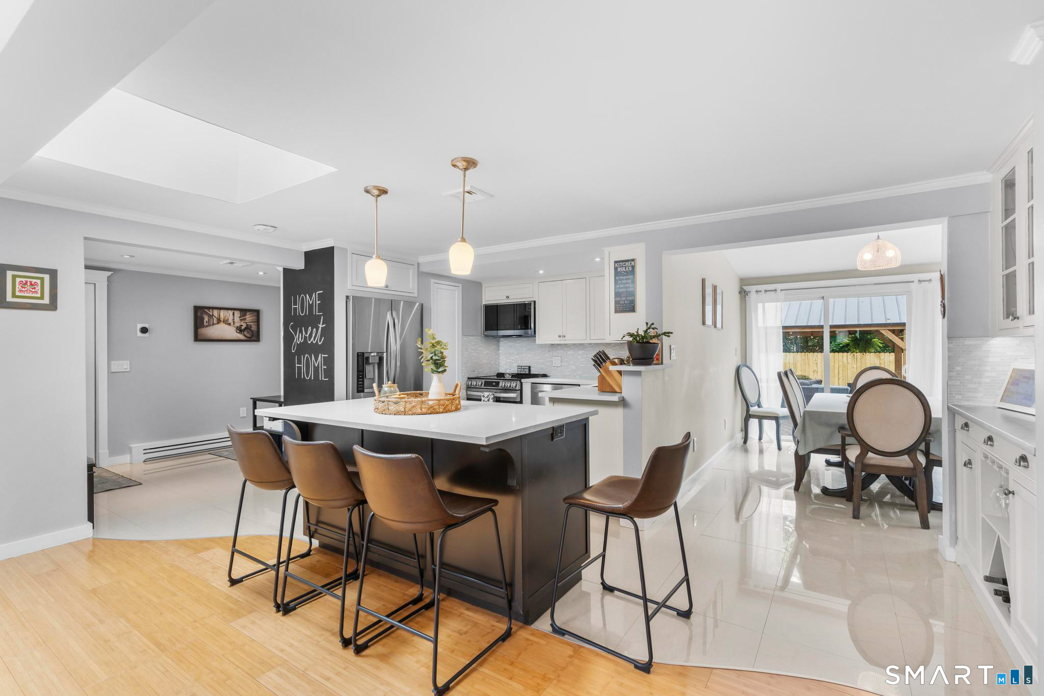 10 Riveredge Court