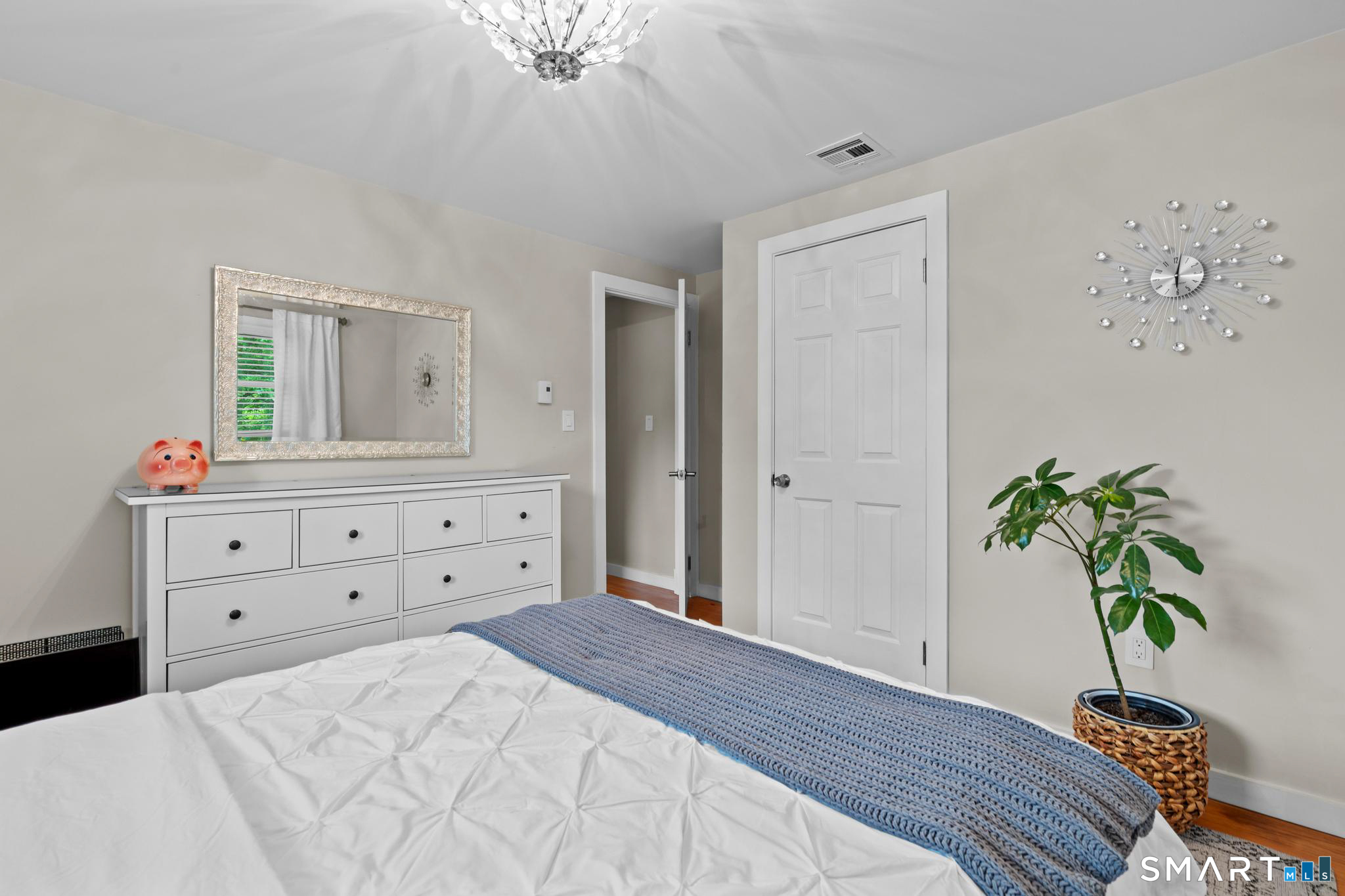 10 Riveredge Court
