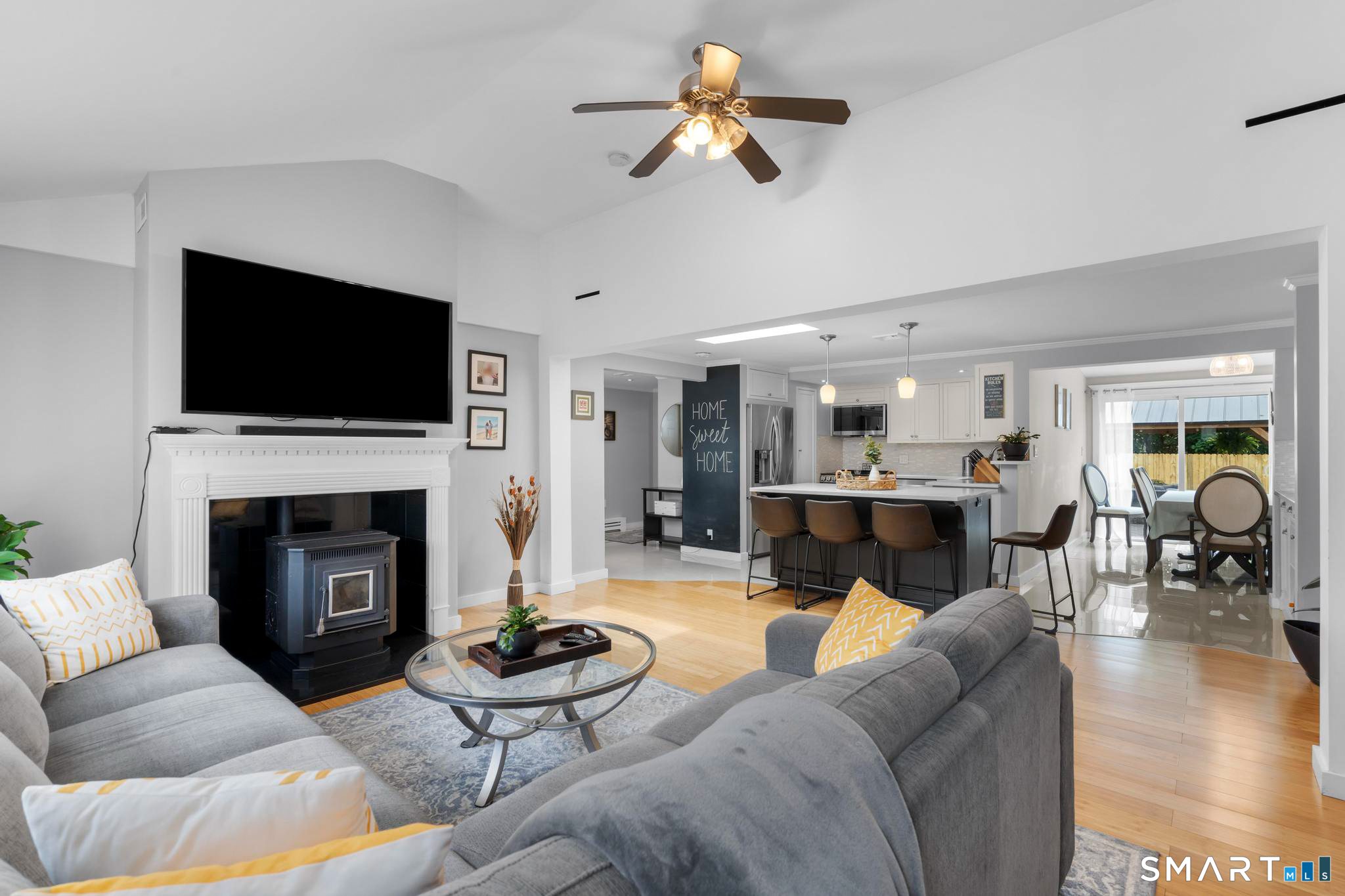 10 Riveredge Court