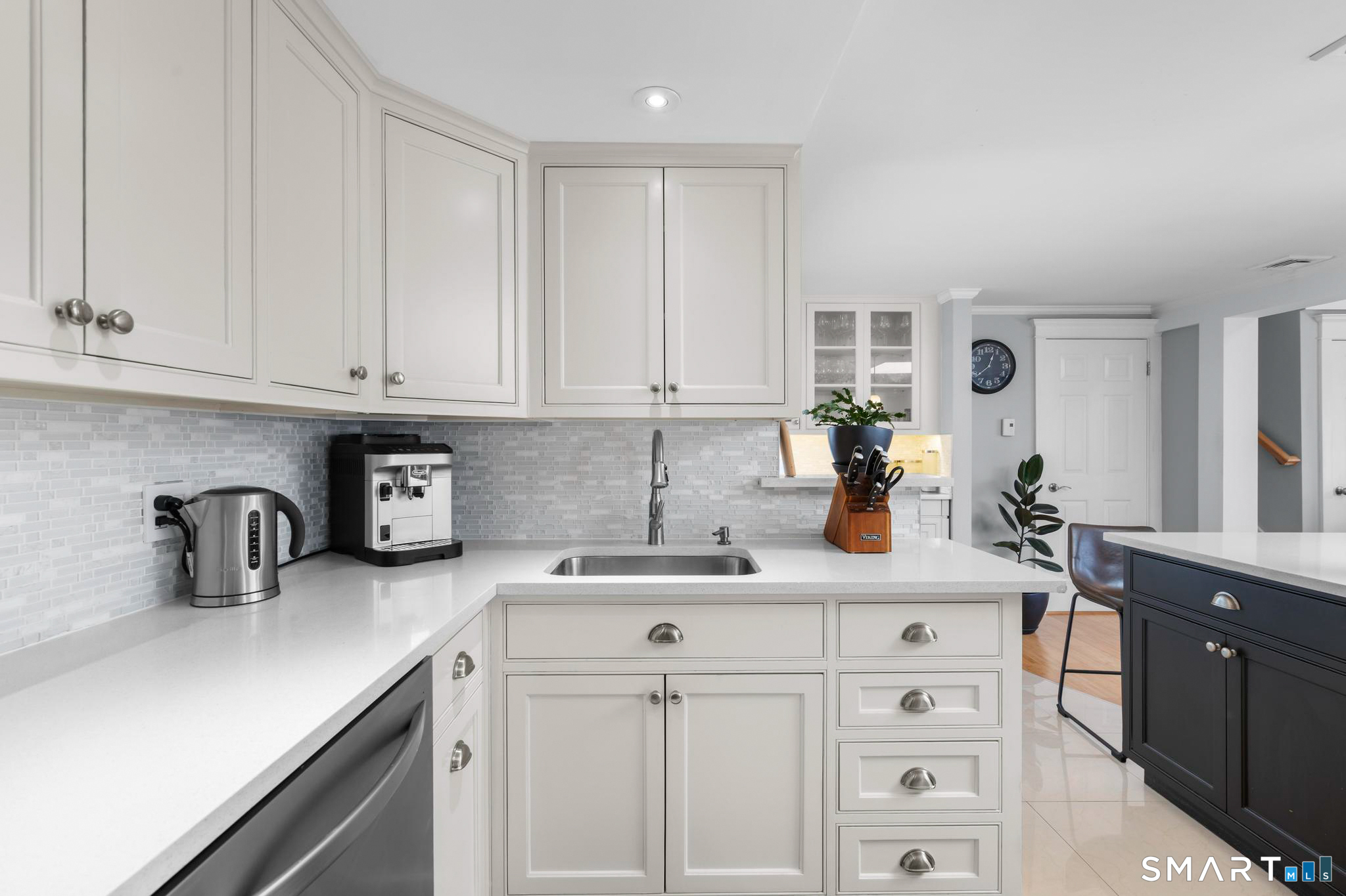 10 Riveredge Court