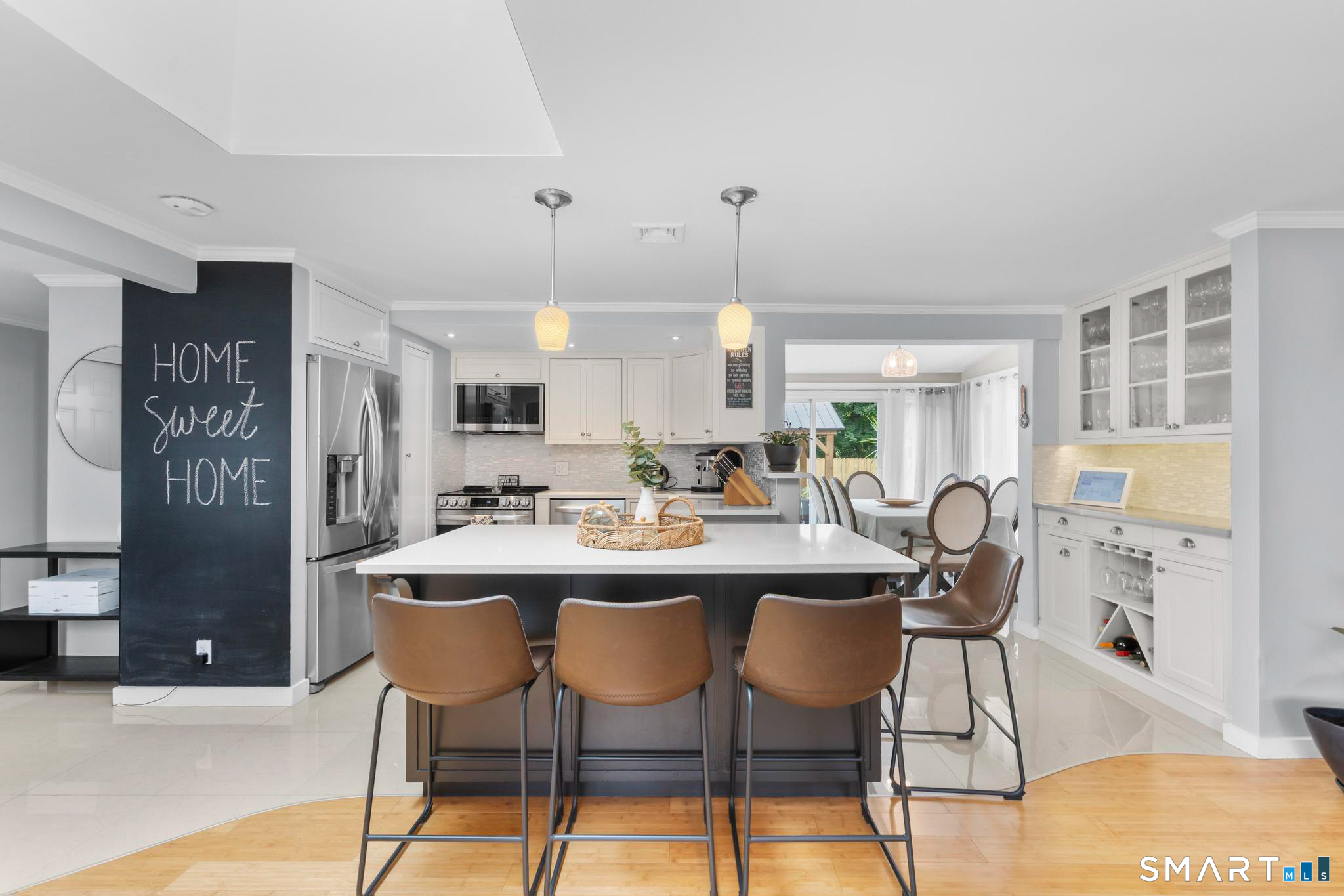 10 Riveredge Court