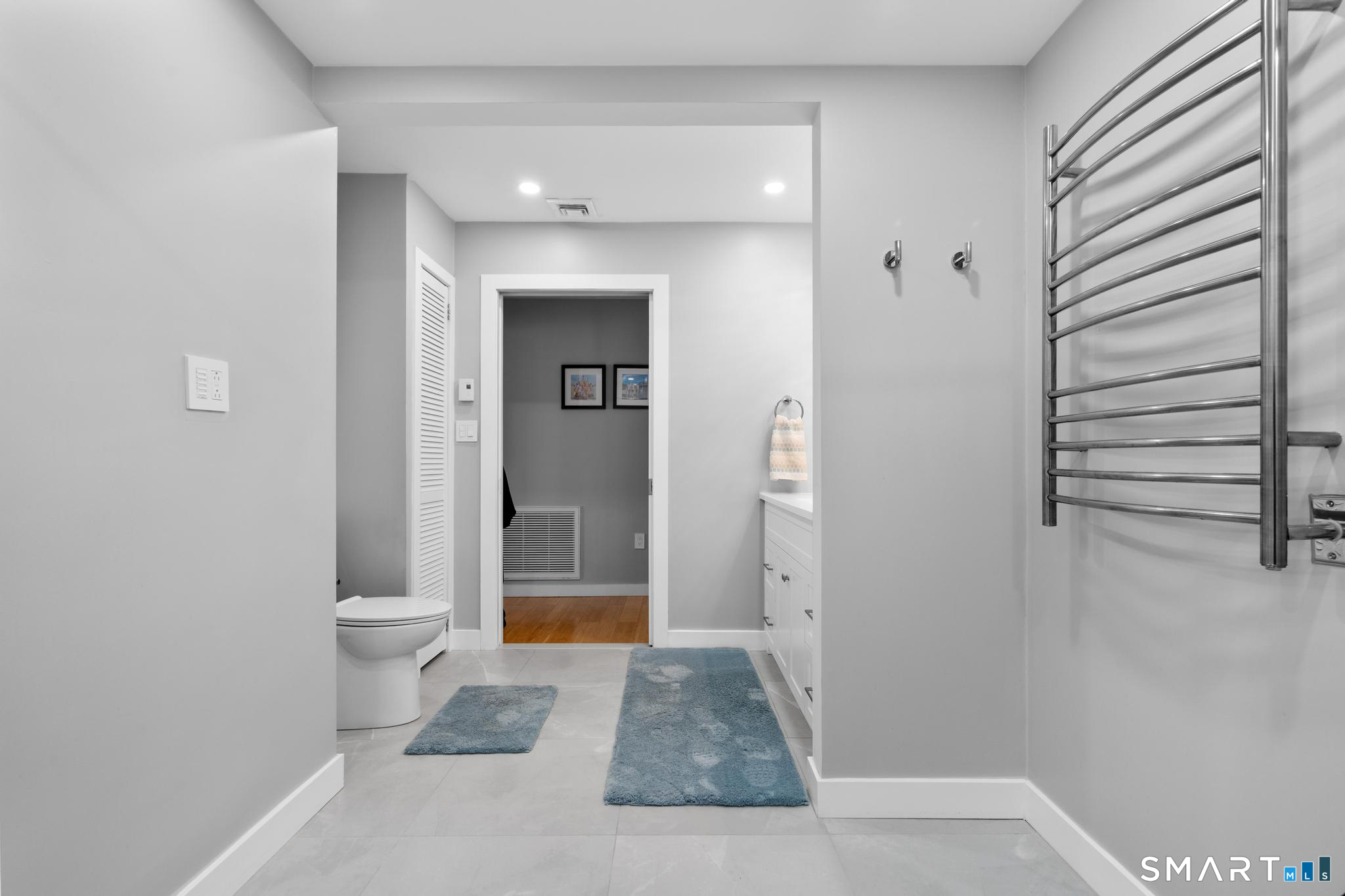 10 Riveredge Court