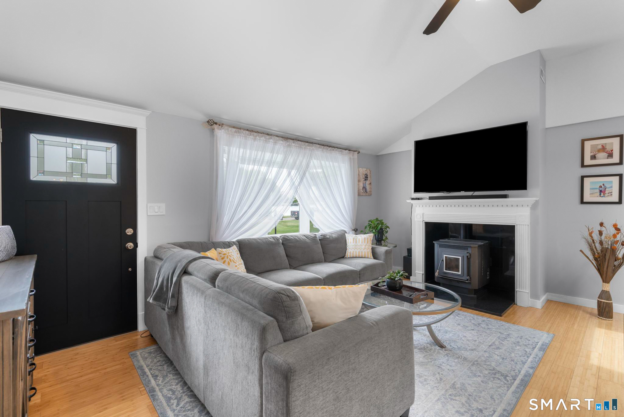 10 Riveredge Court