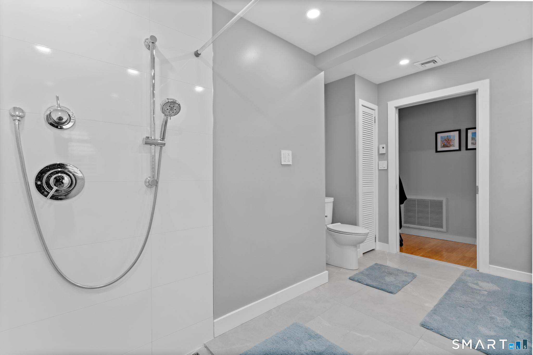 10 Riveredge Court