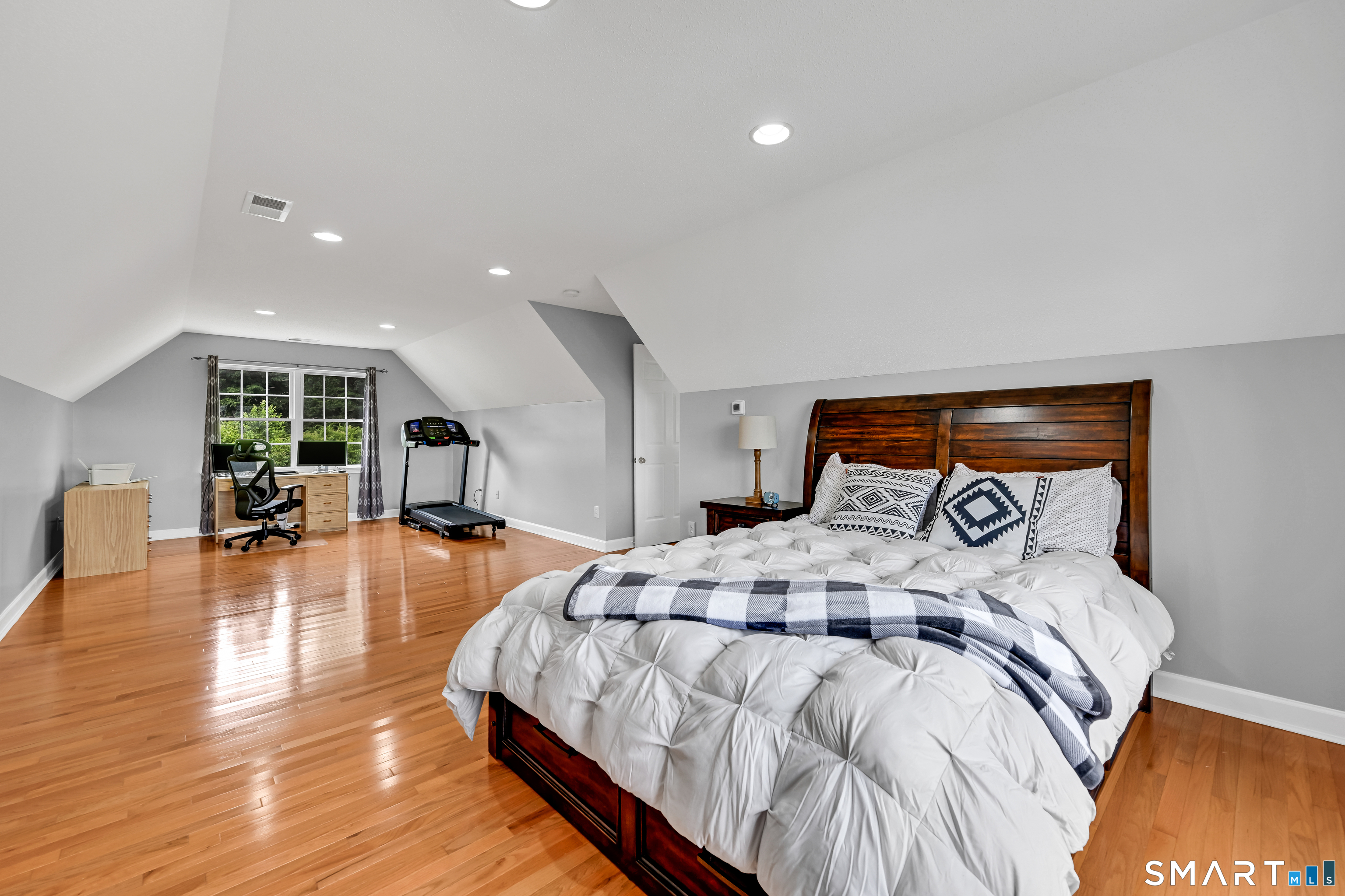 7 Rosa Court