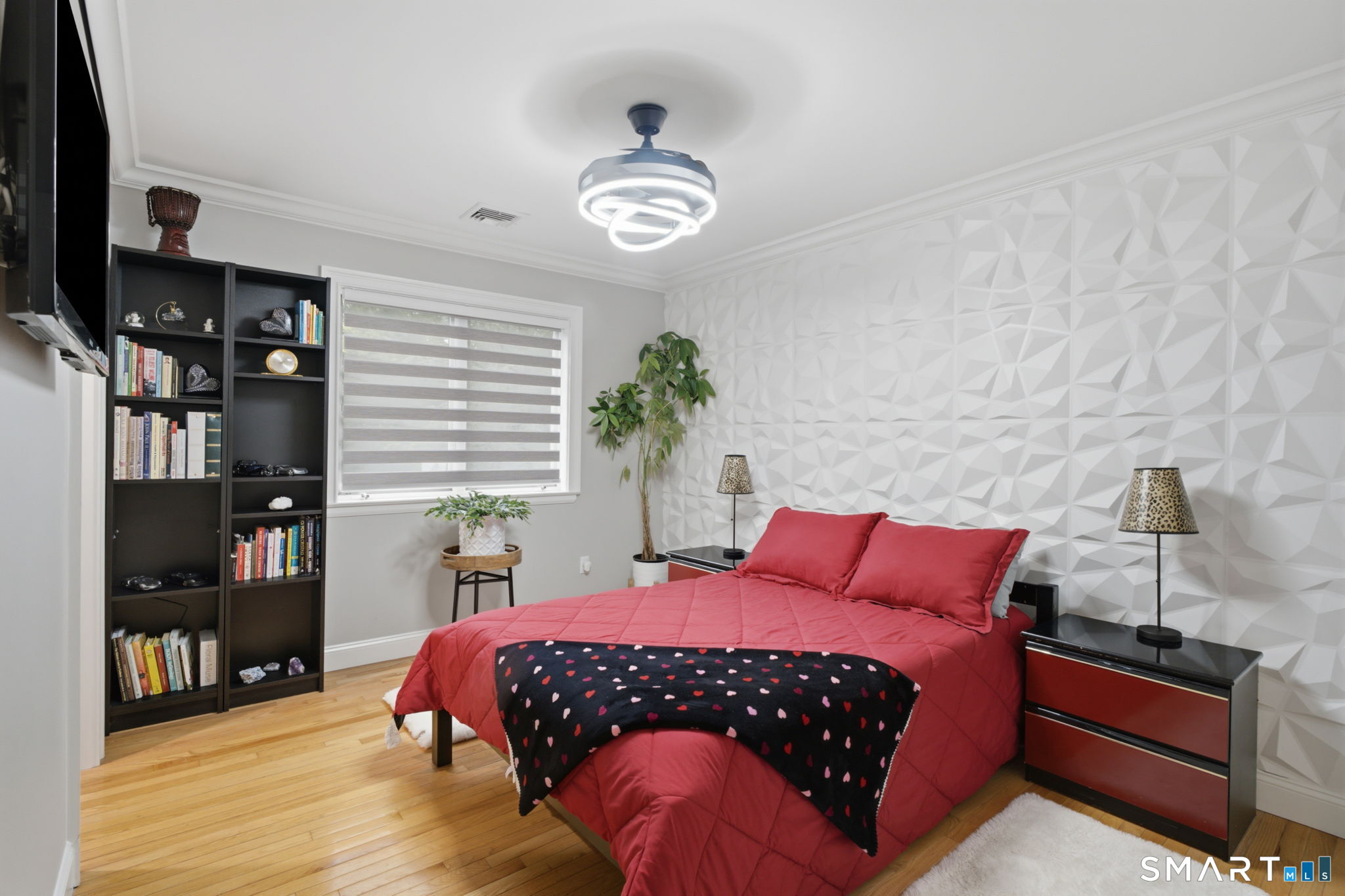 87 Tarragon Drive