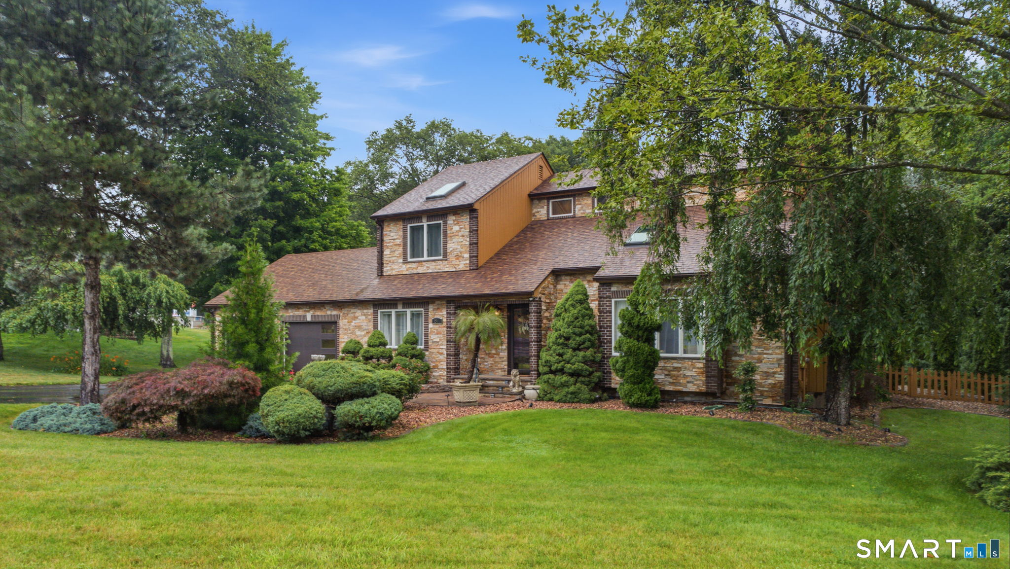 87 Tarragon Drive