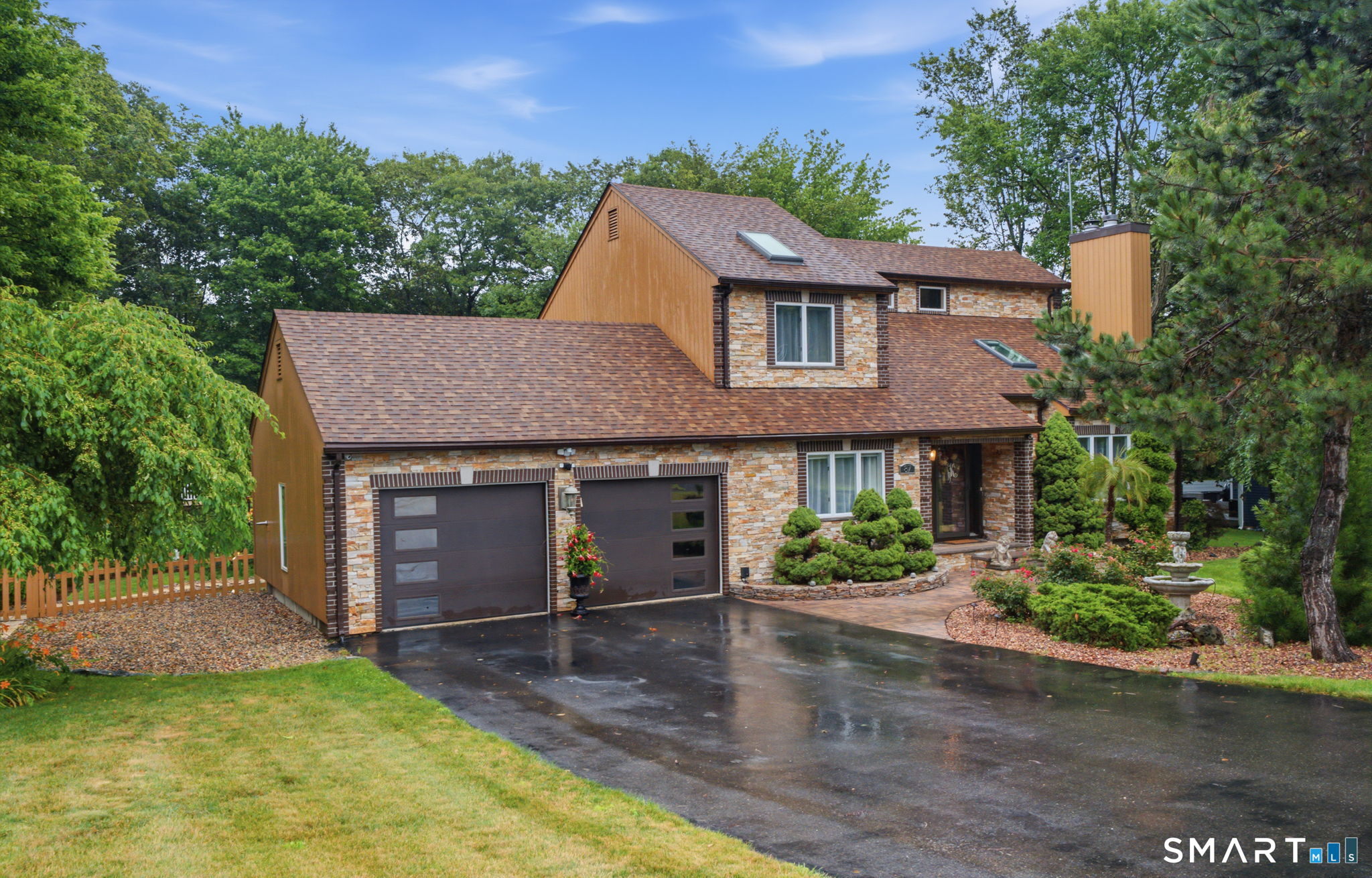 87 Tarragon Drive