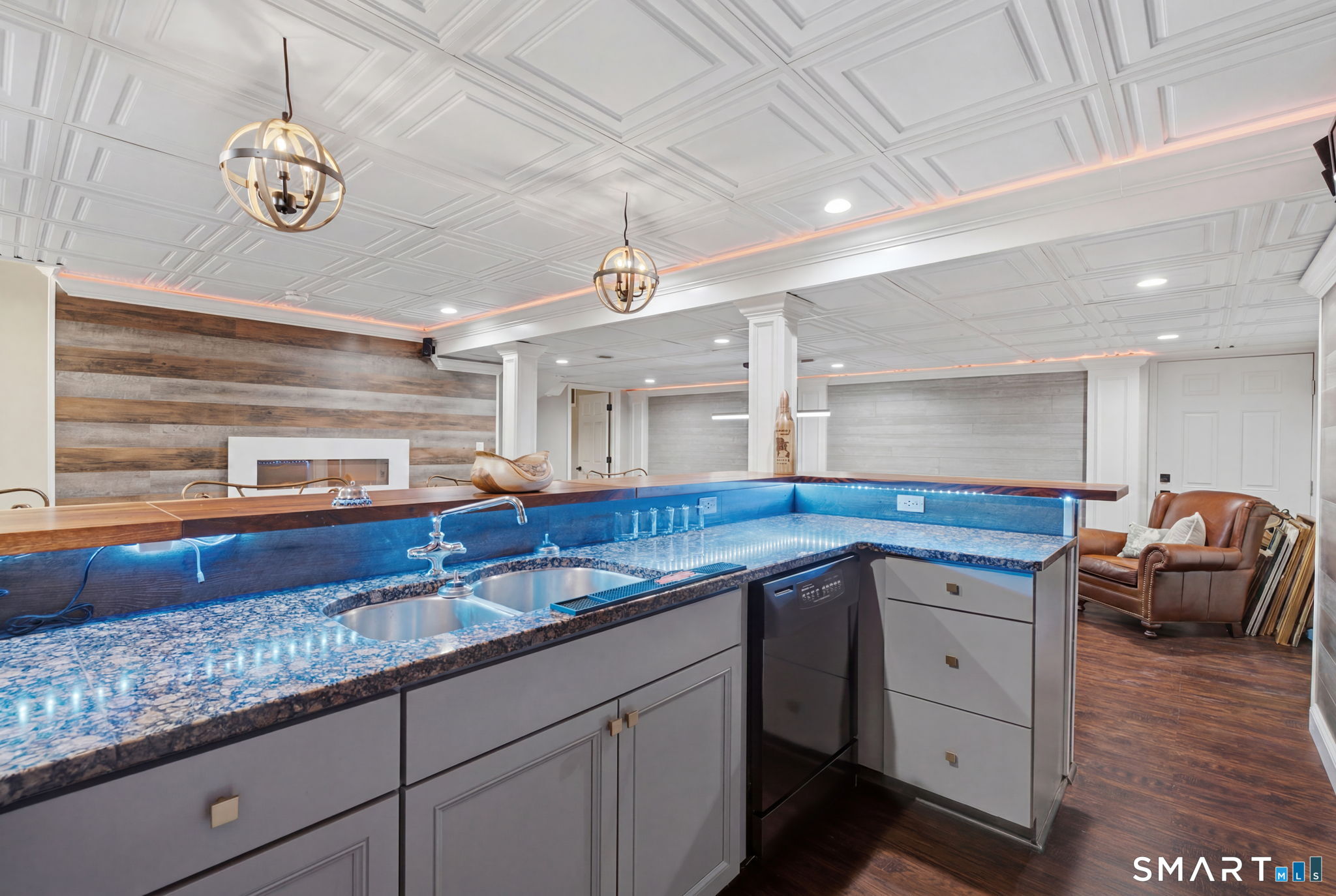87 Tarragon Drive
