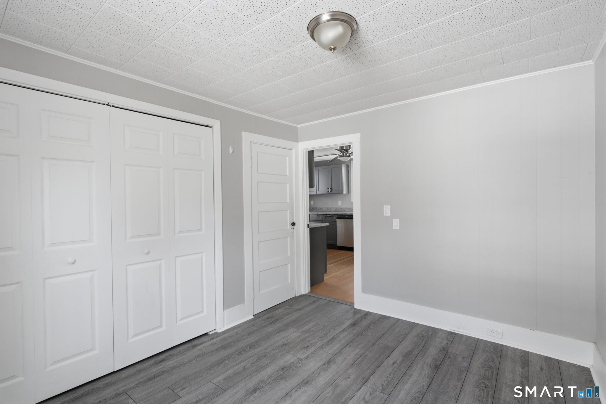 380 South Burnham Highway