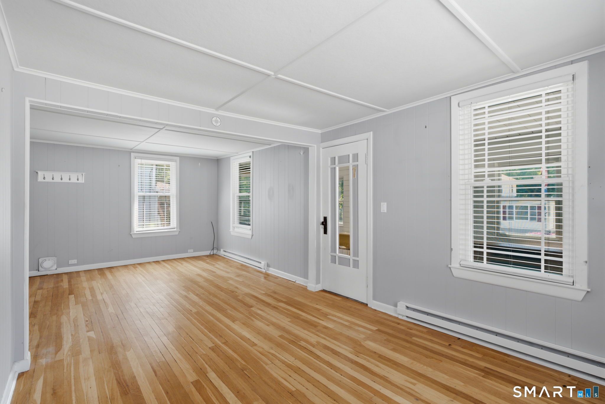 380 South Burnham Highway