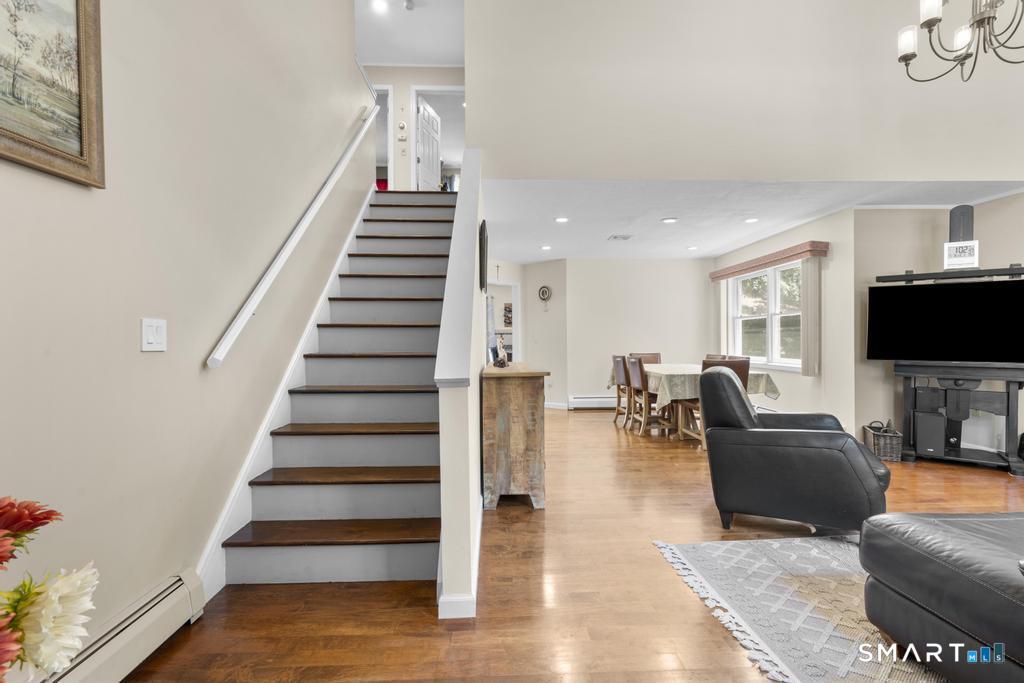 2 Brickham Way