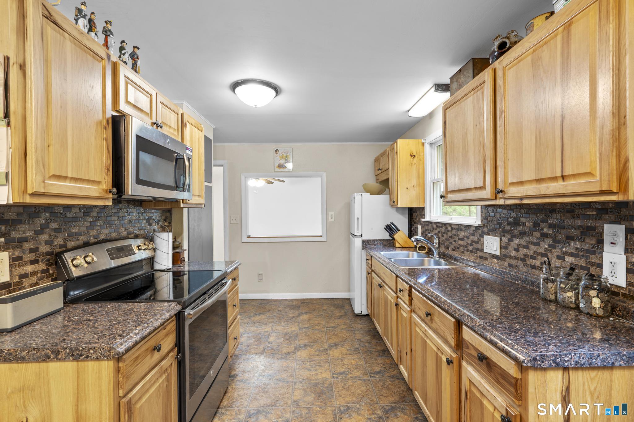 32 Fairview Avenue