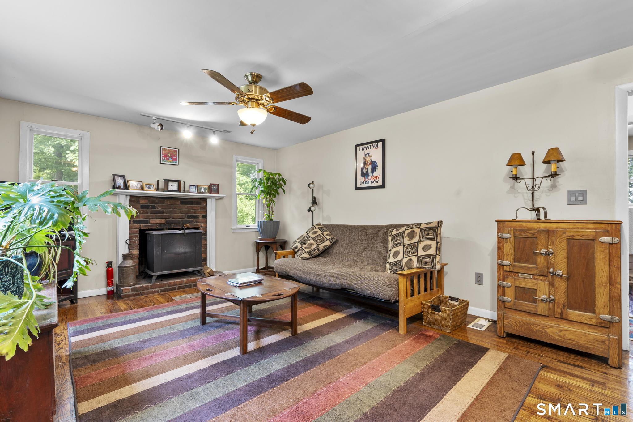 32 Fairview Avenue