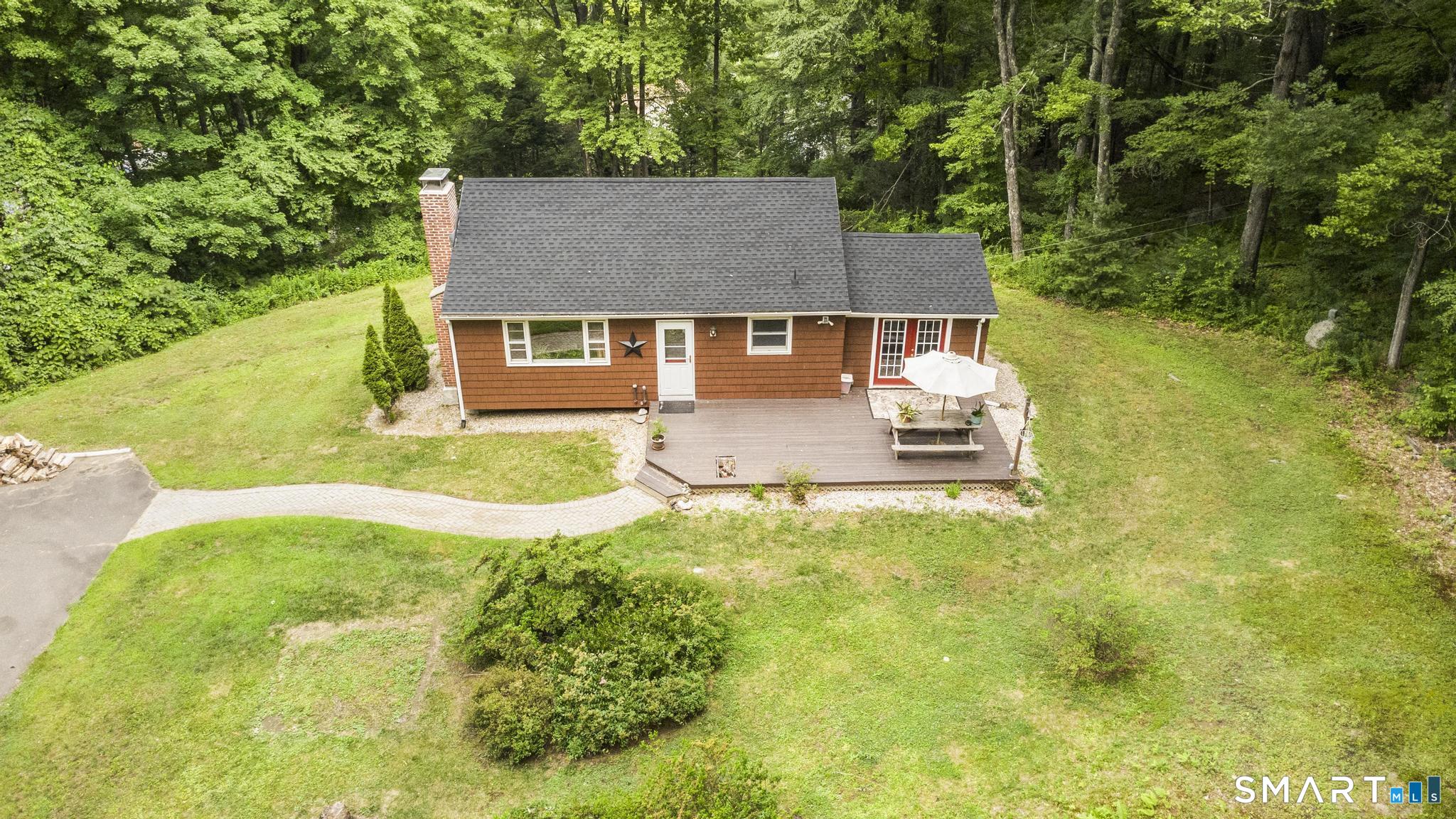 32 Fairview Avenue