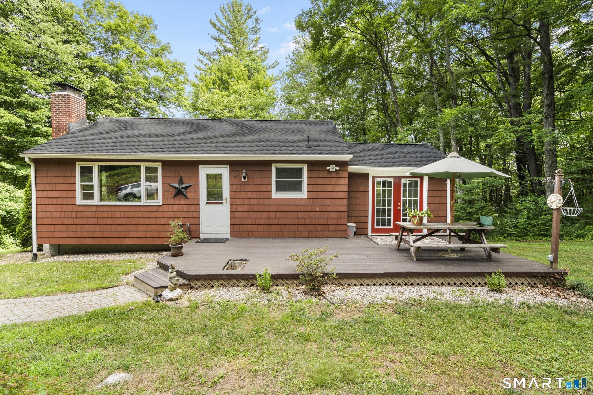 32 Fairview Avenue